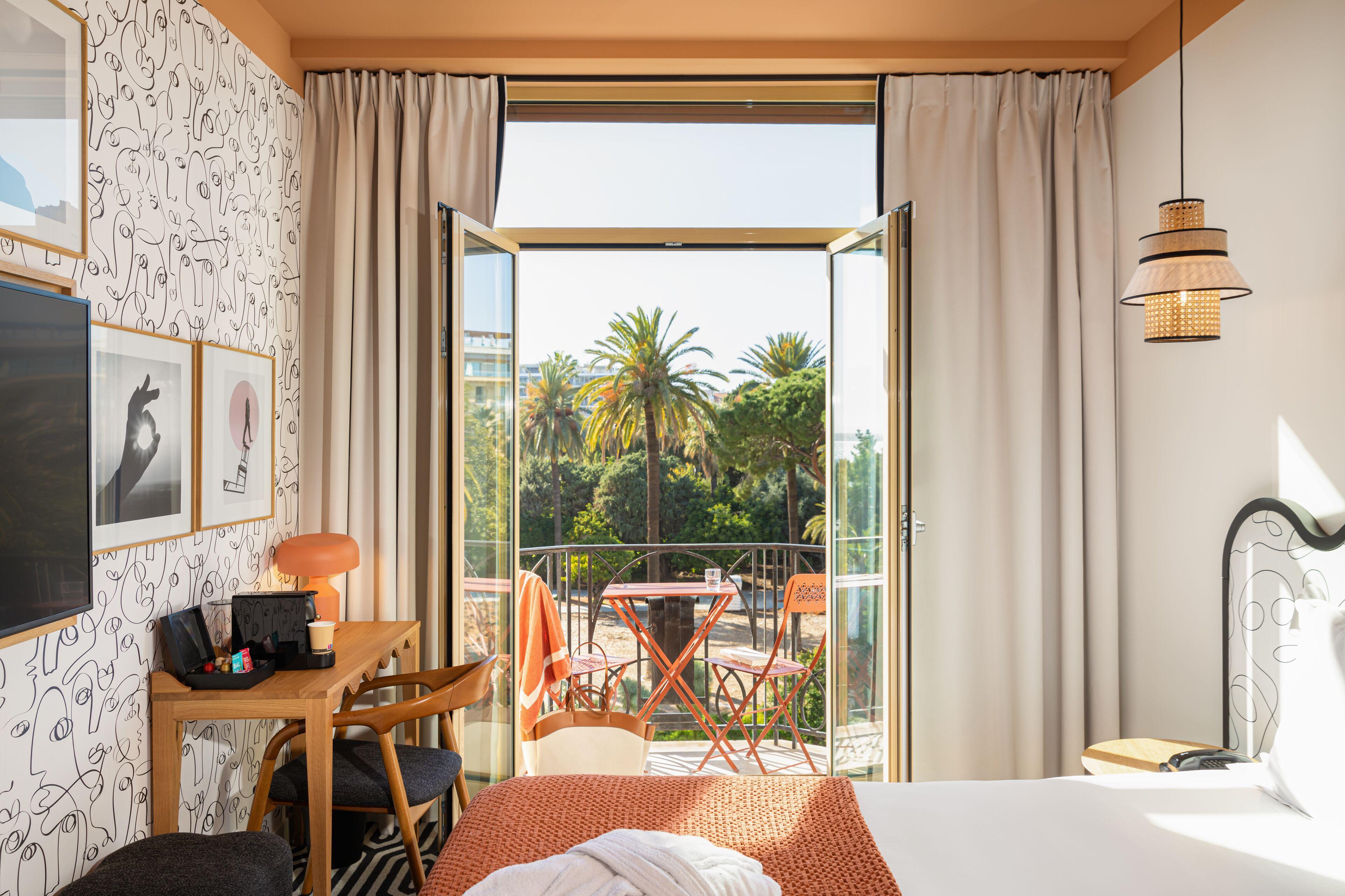 Hotel 1er 4*