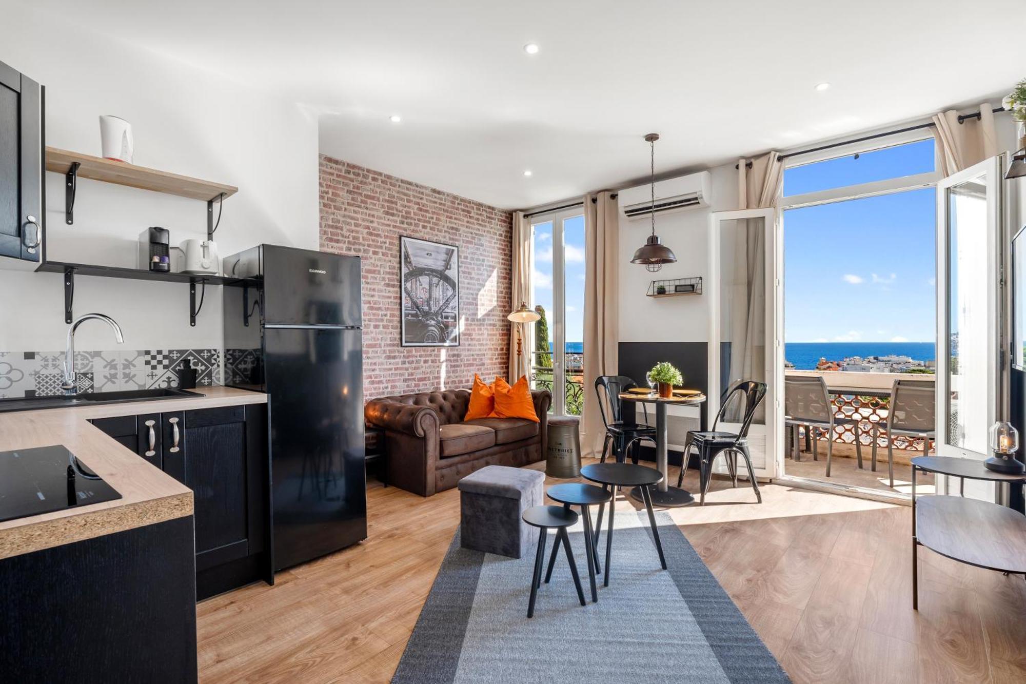 Renting - Cambrai - Luxurious Sea View Terrasse - King Bed - Parking - Ac - Fully Equipped