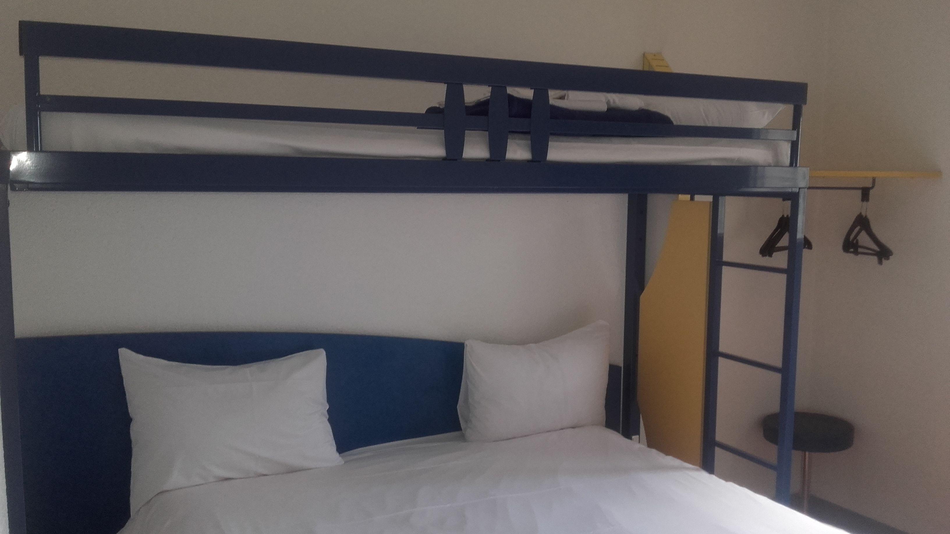 Ibis Budget Californie Lenval Hotel