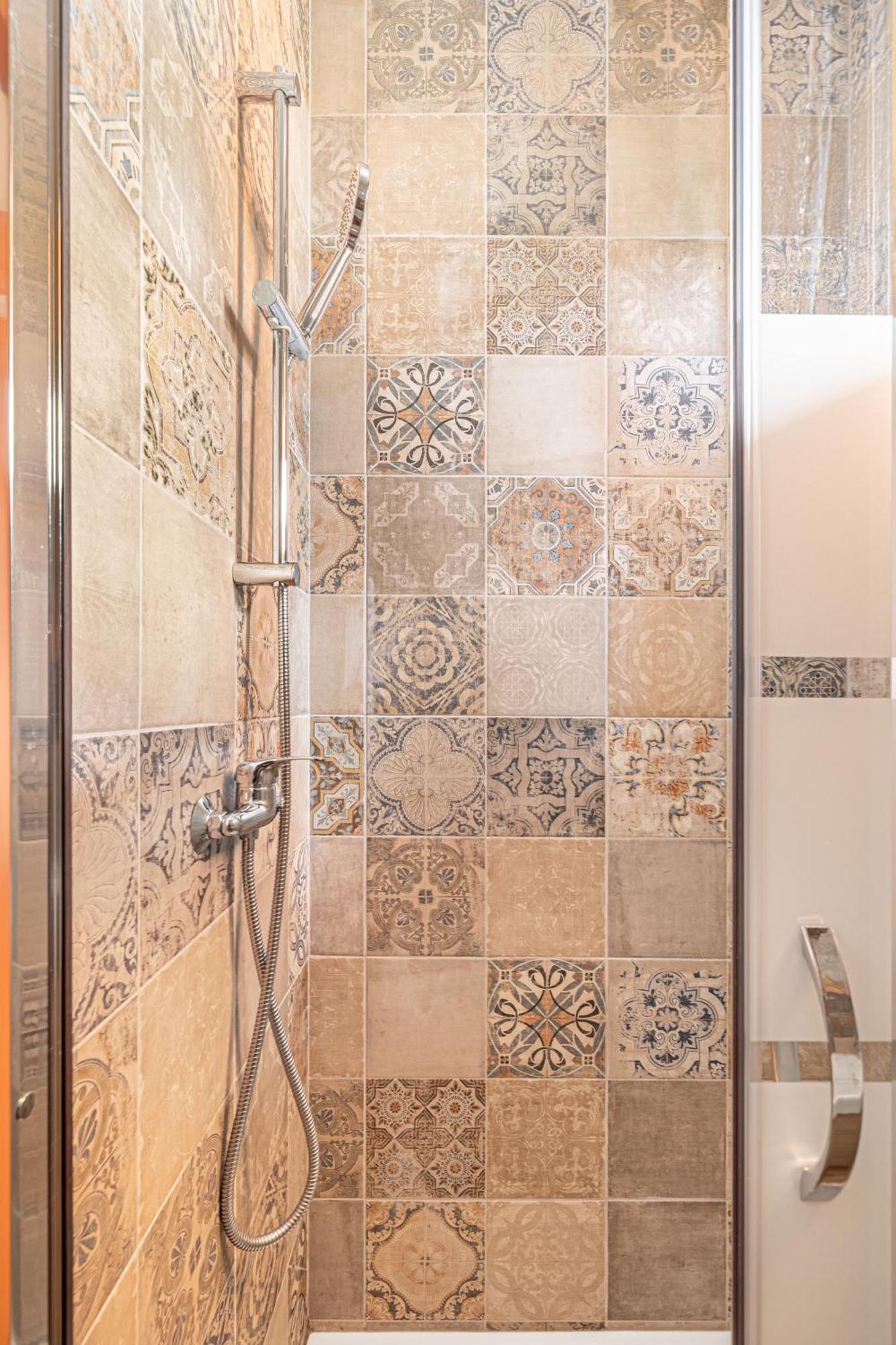 Apartment Maison 6-7p, Terrasses, Proche Plages, Centre Nice