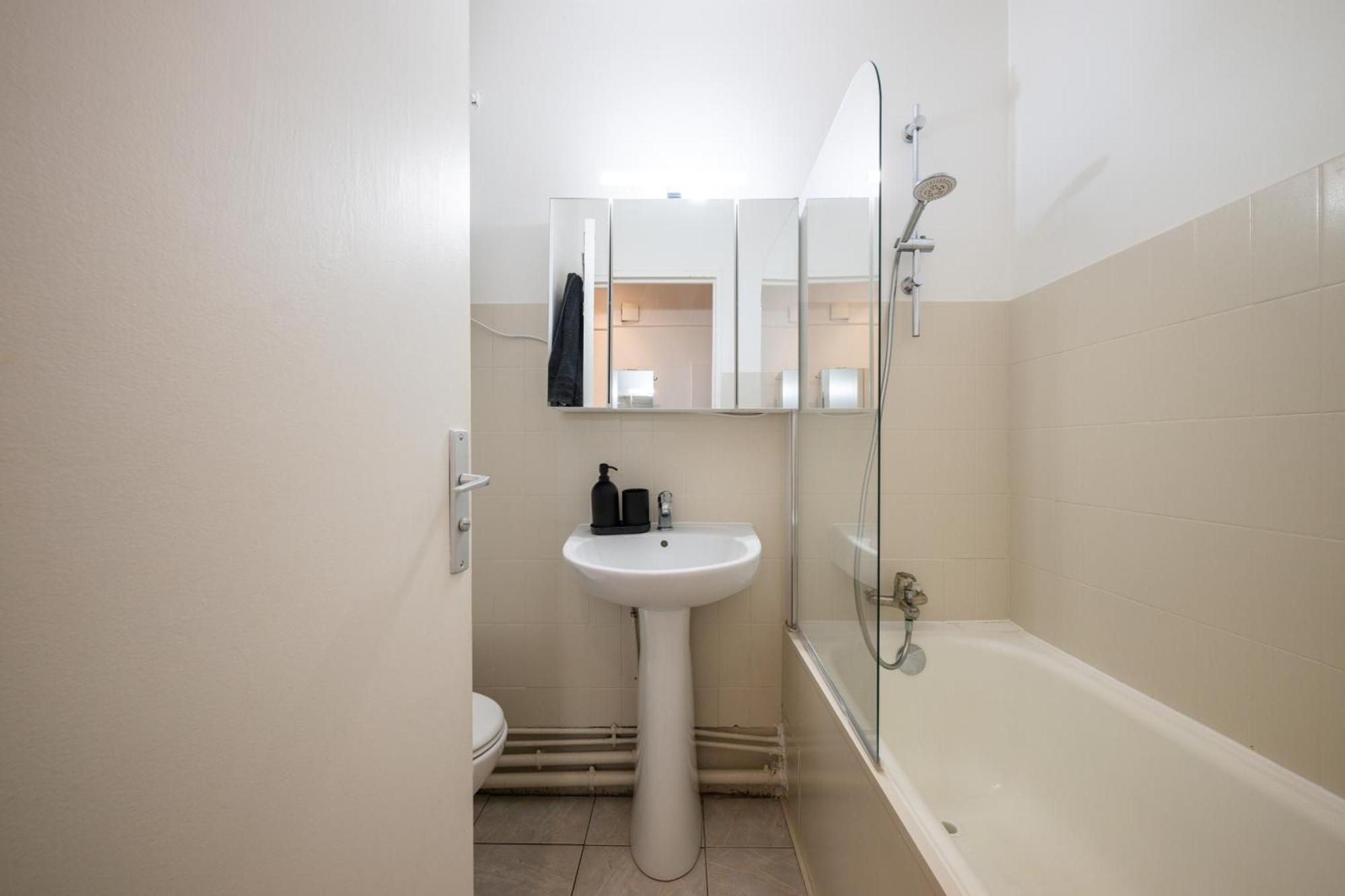 , Proche Et Aeroport