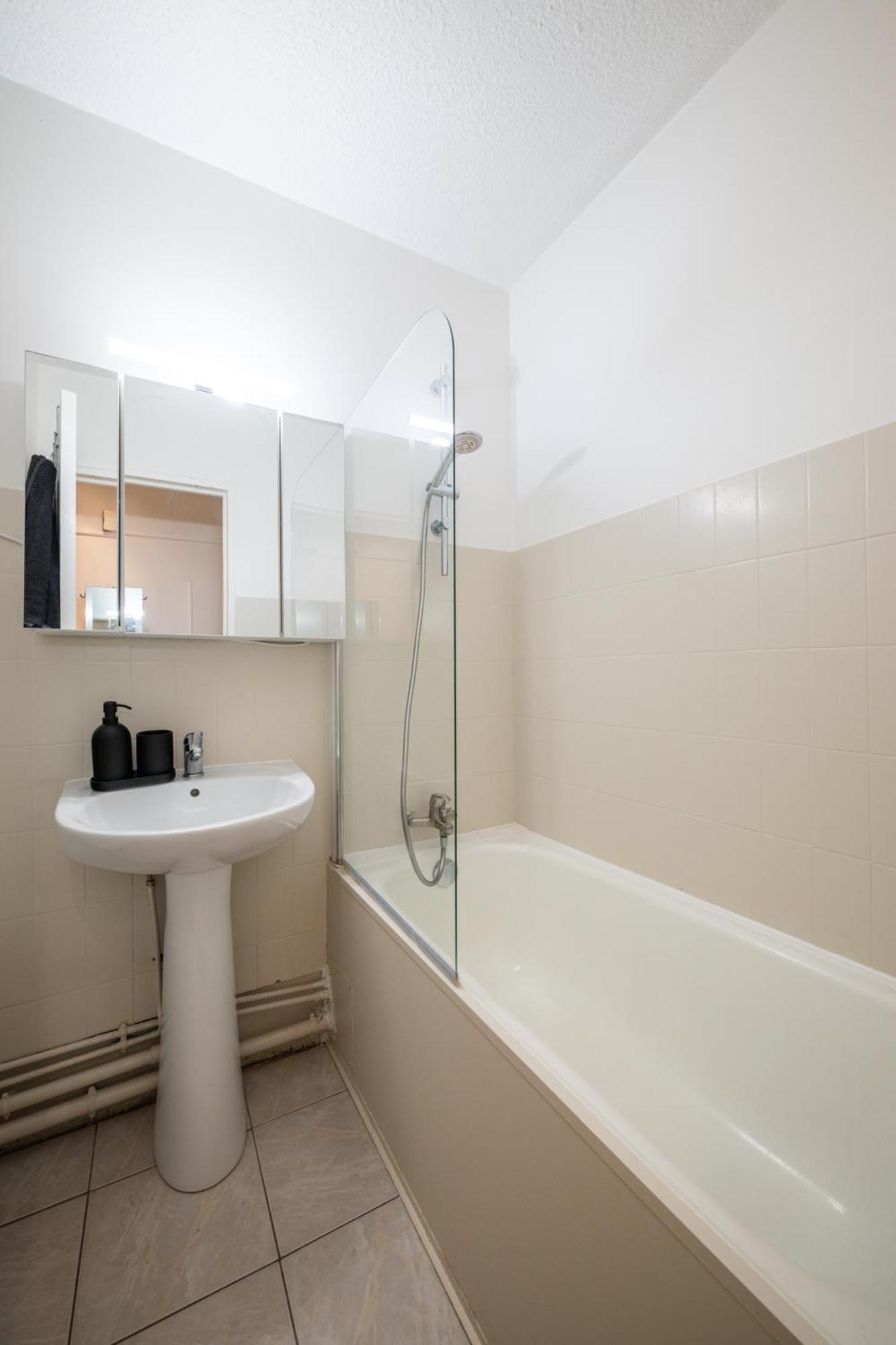 , Proche Et Aeroport Nice