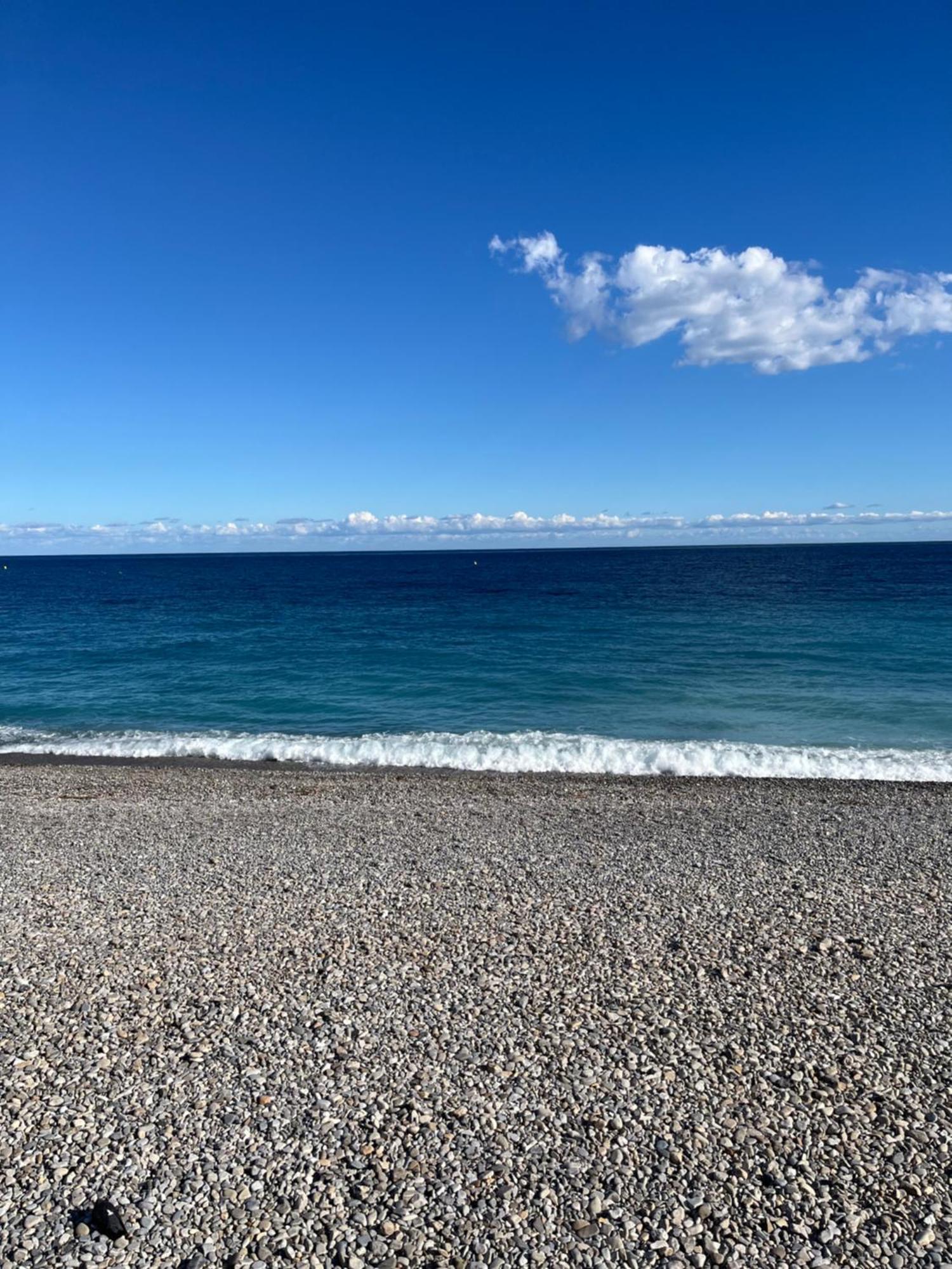 , Proche Et Aeroport Apartment *