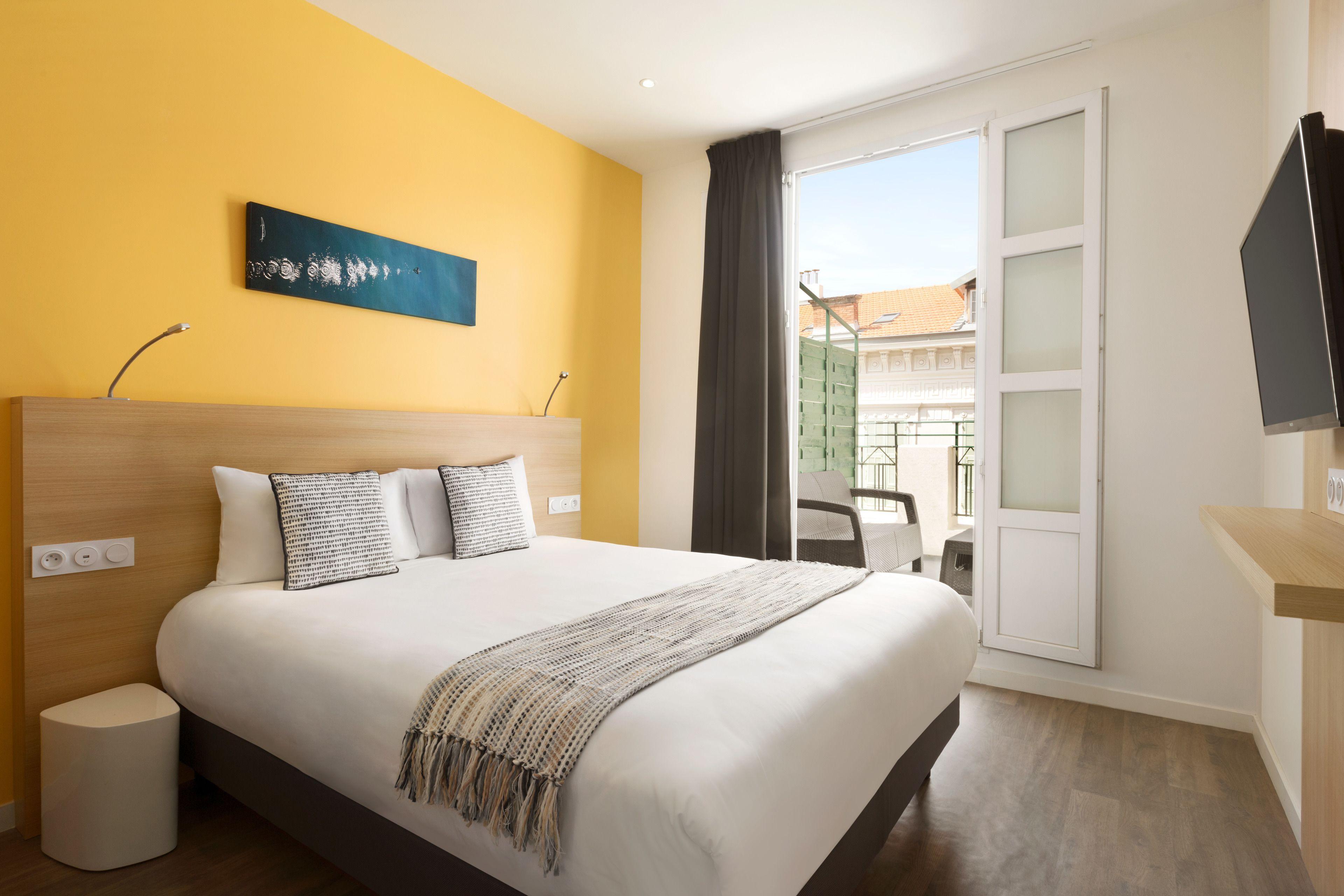 Byakko Hotel 3*