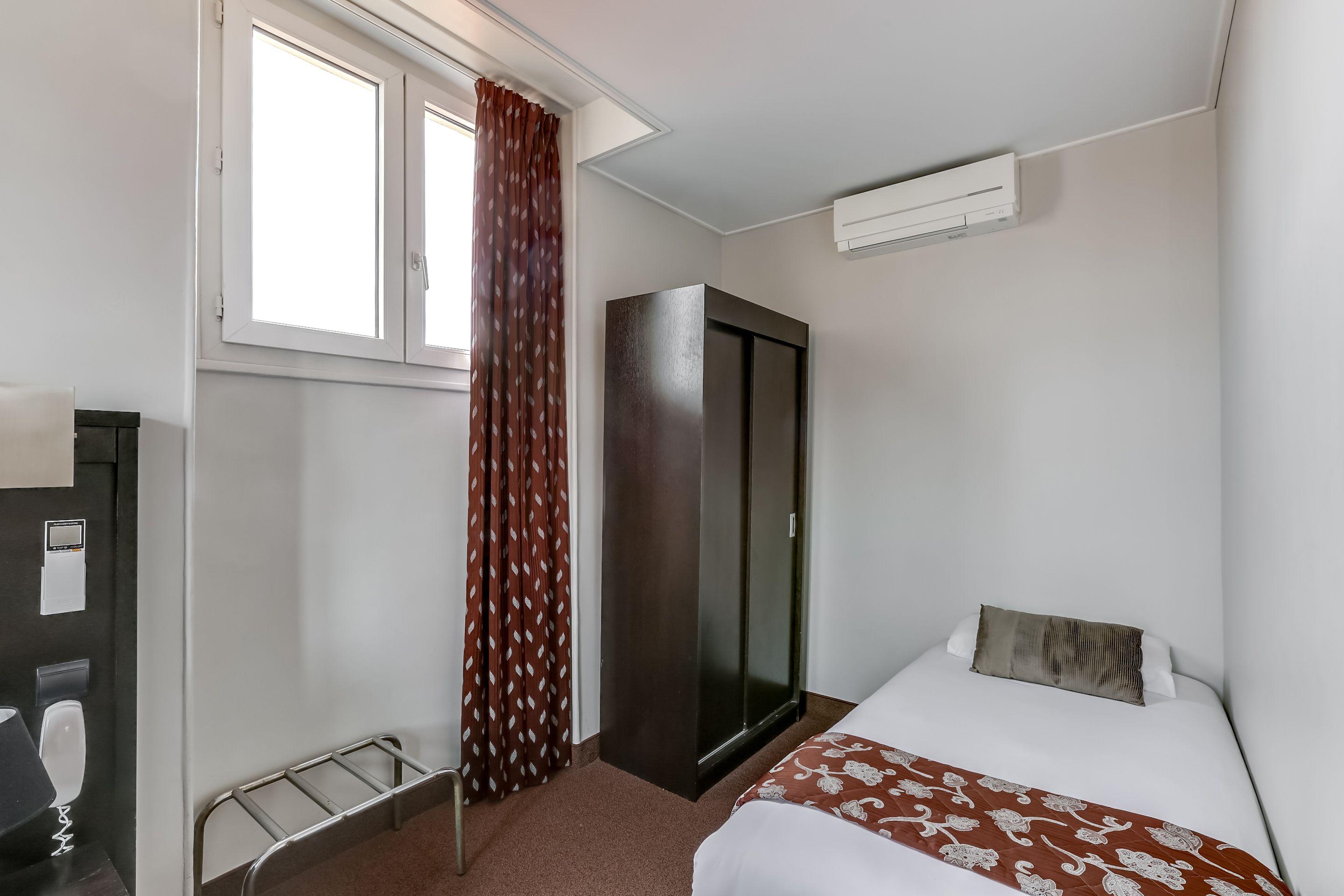 Byakko Hotel 3*