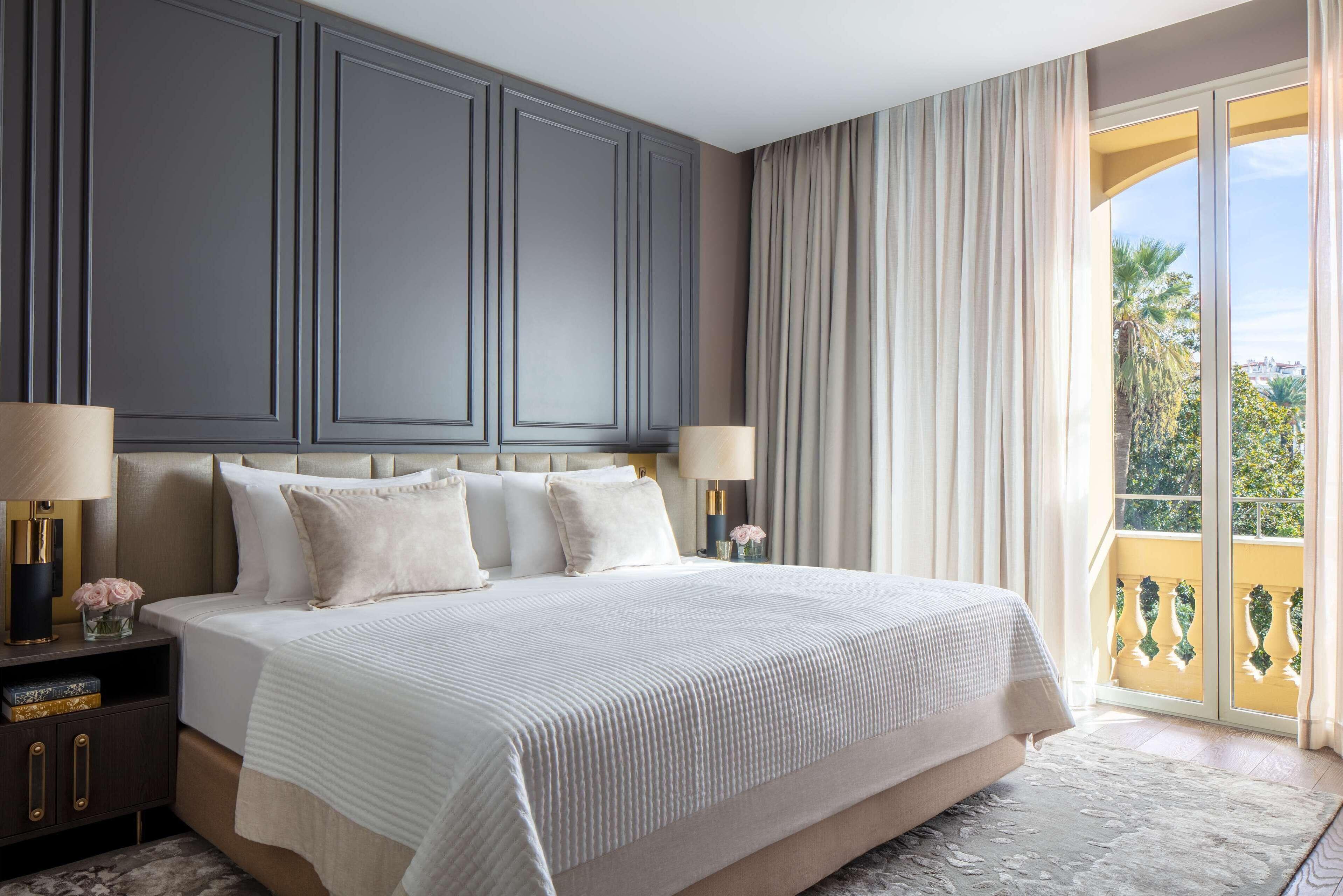 Hotel Anantara Plaza - A Leading Of The World