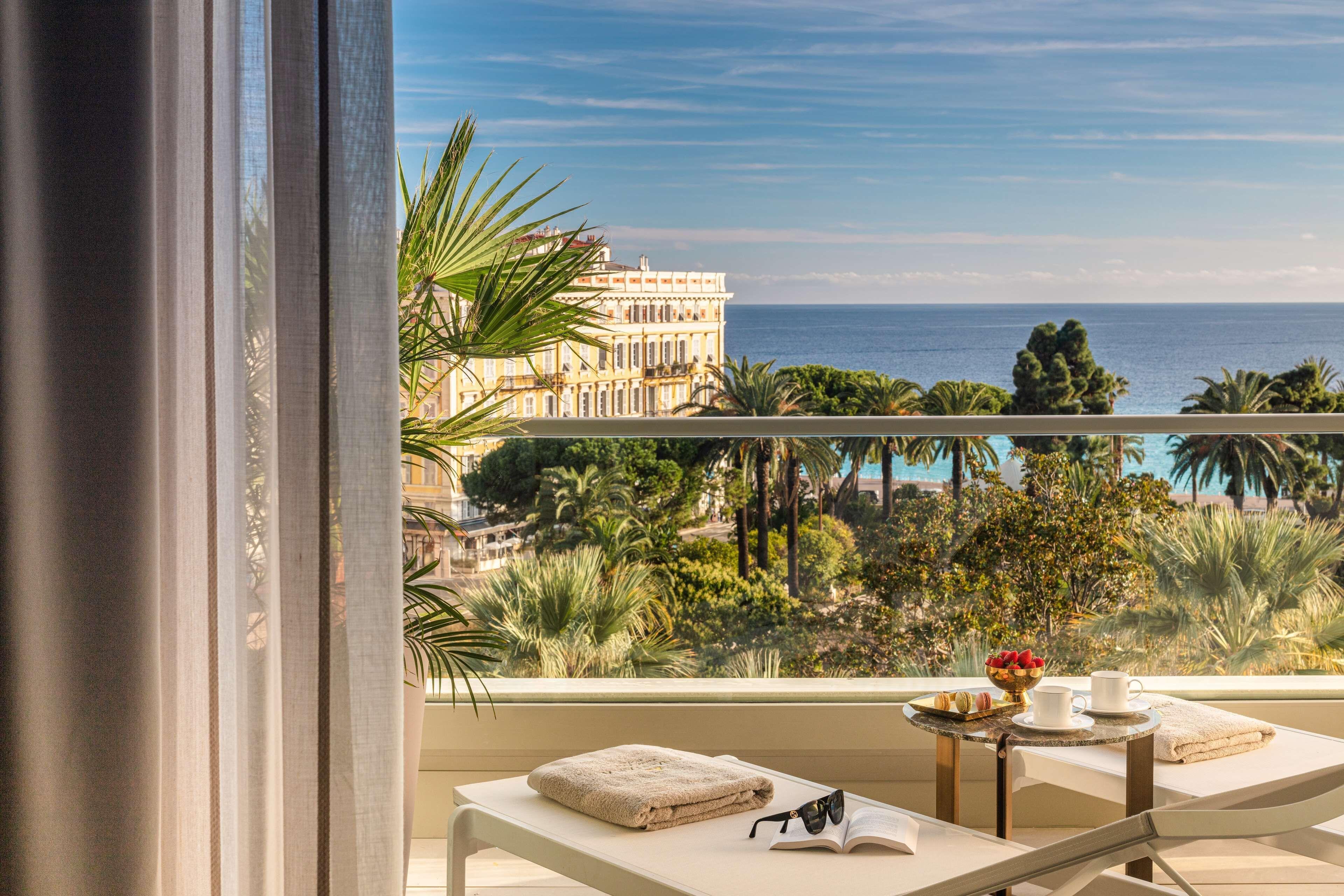 Anantara Plaza - A Leading Of The World Hotel 5*