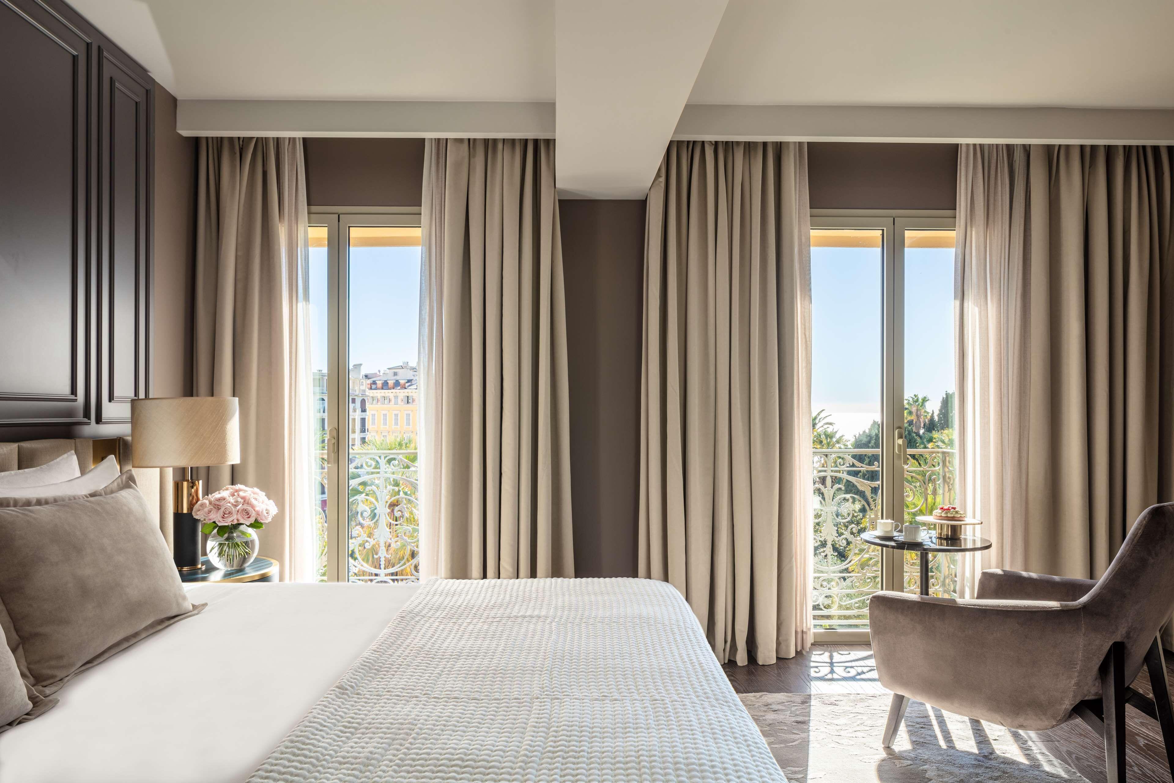 Hotel Anantara Plaza - A Leading Of The World 5*