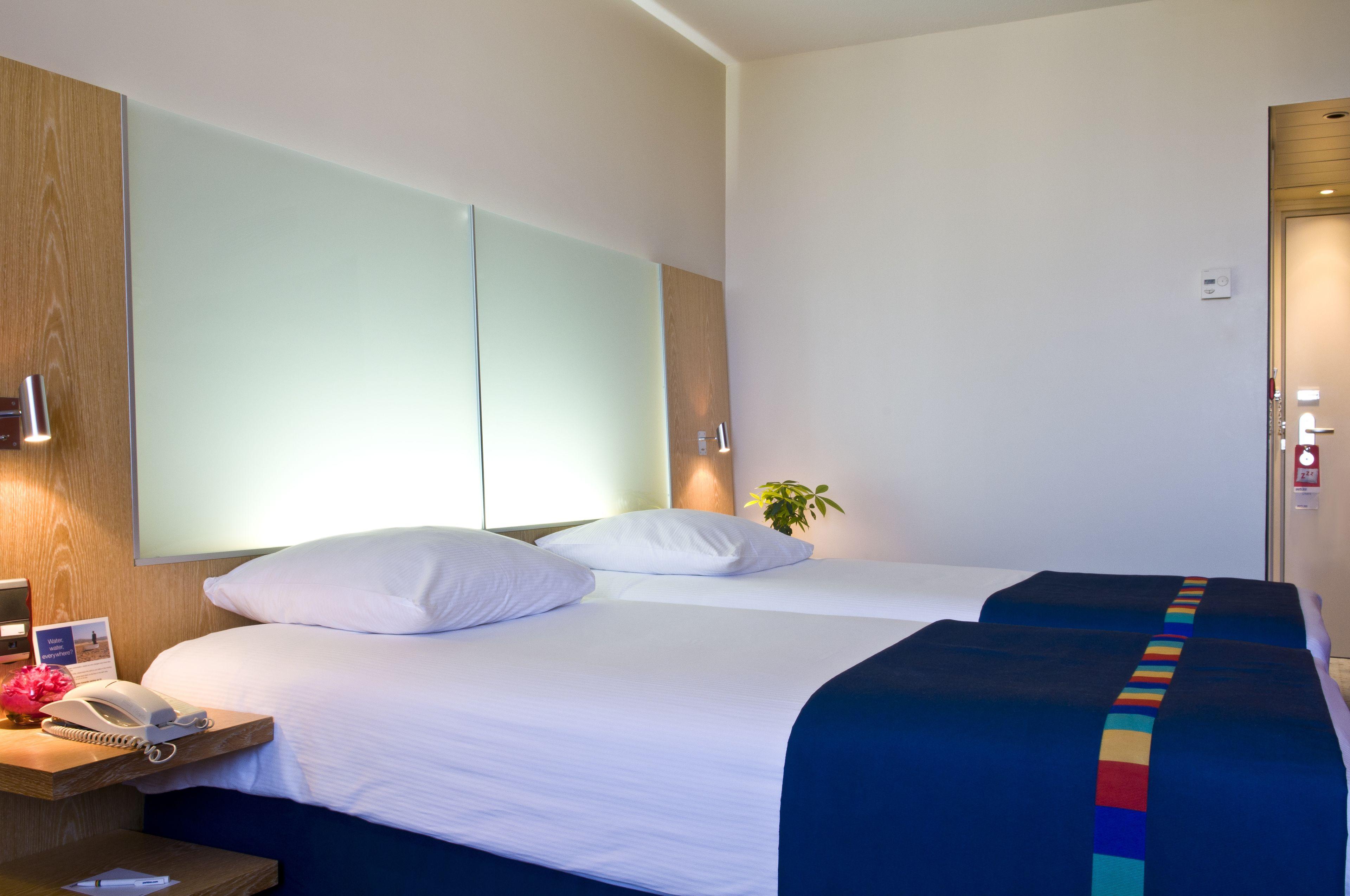 Hotel Radisson Airport 4*