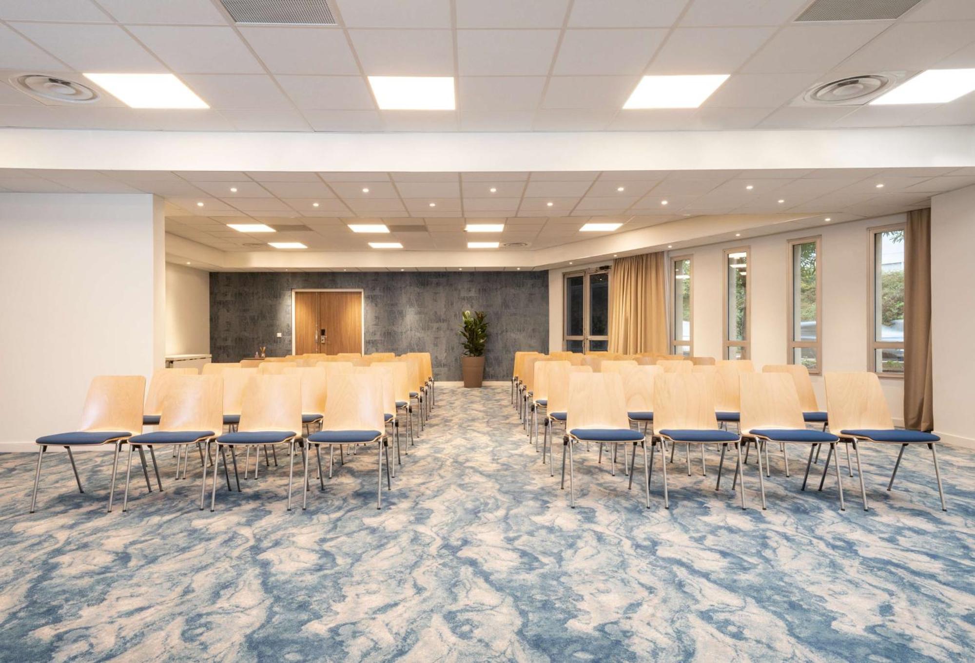 Radisson Airport Hotel