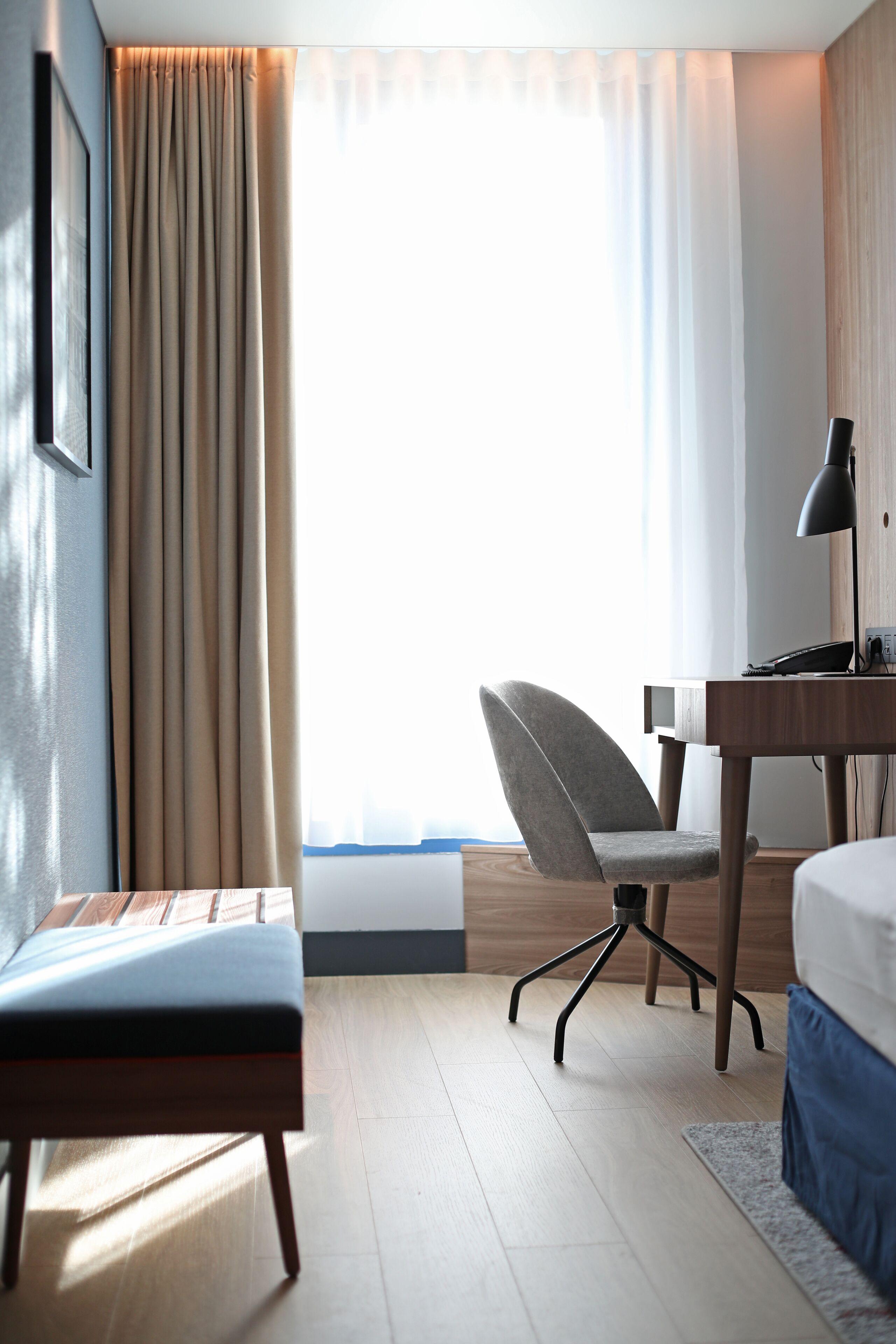 Radisson Airport 4*
