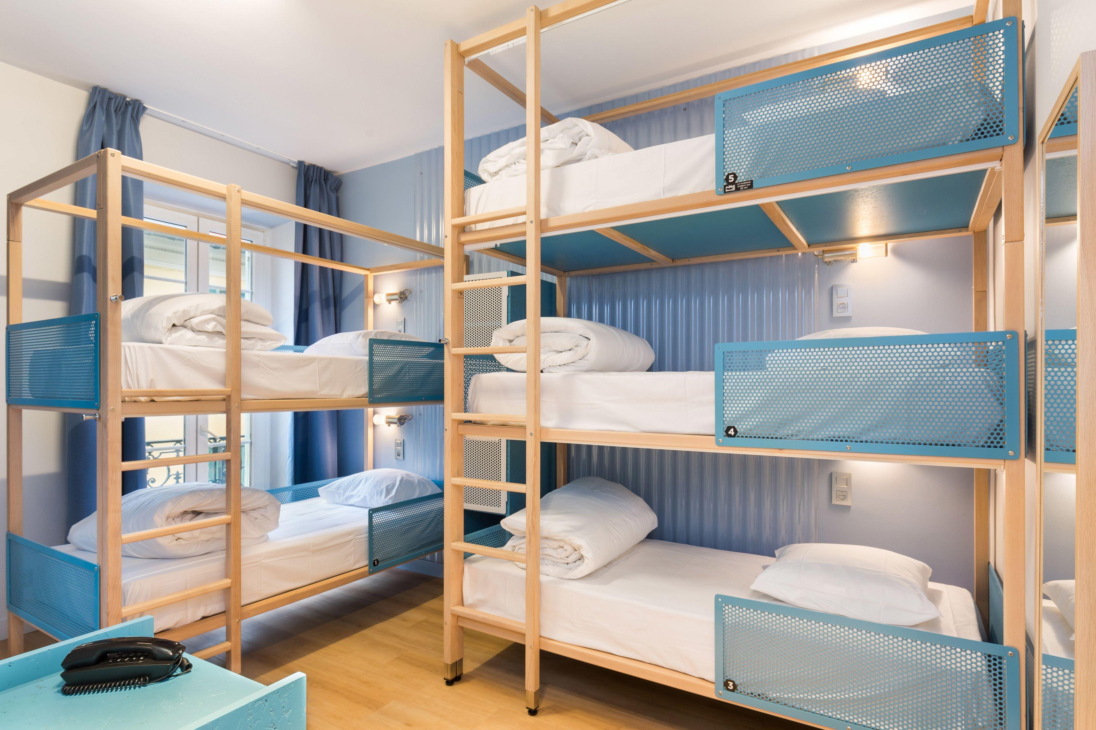 Ozz Hostel