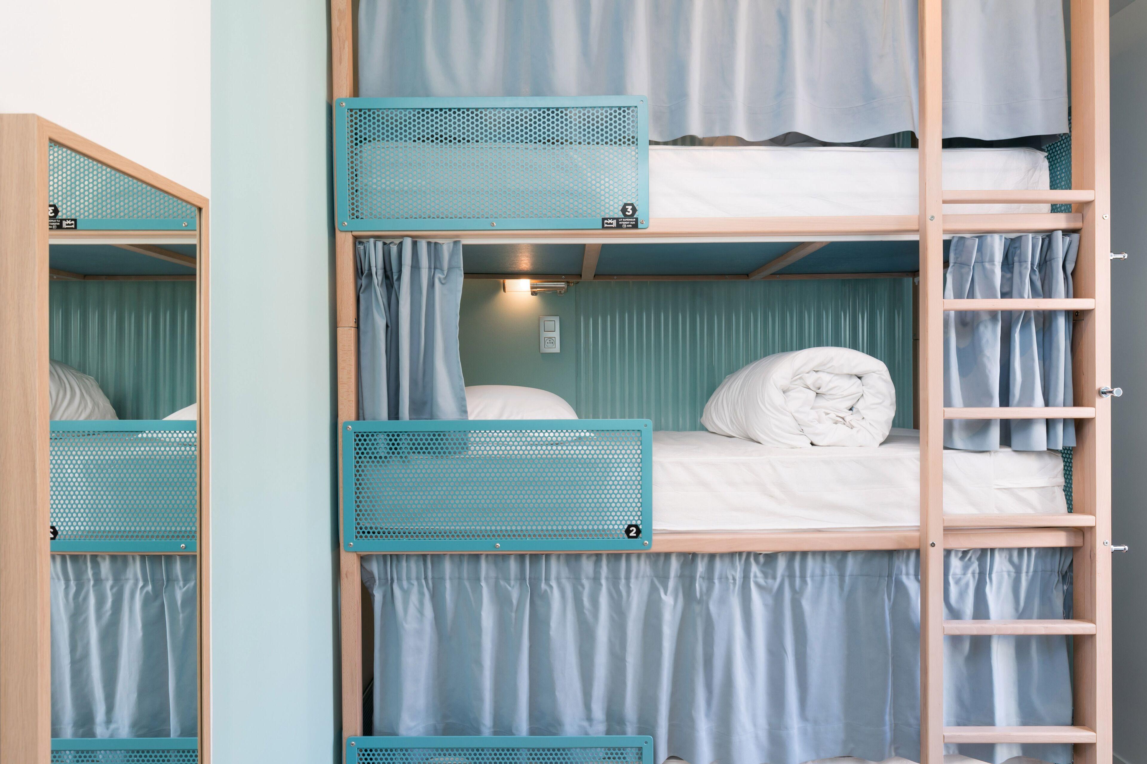 Ozz Hostel Nice