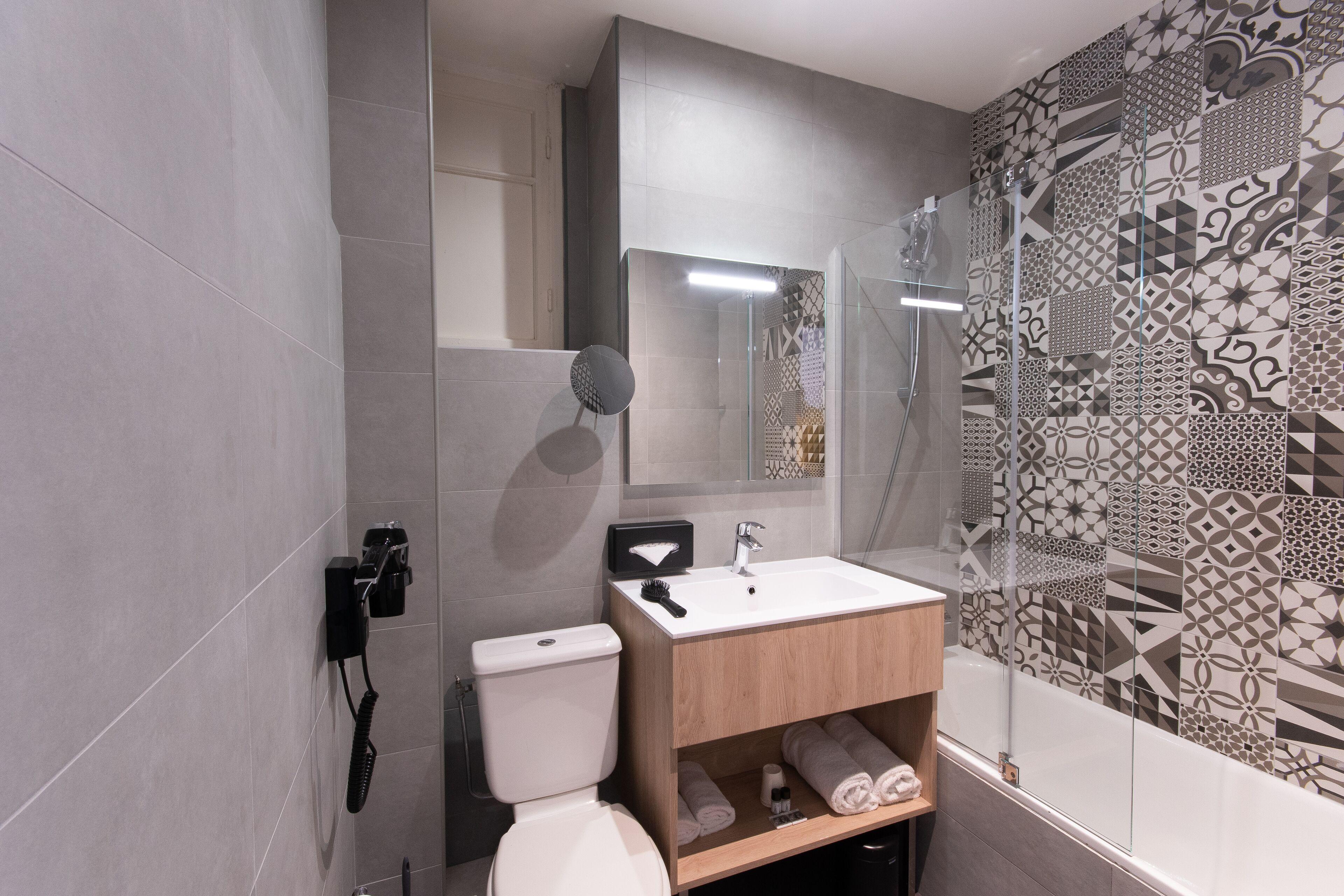 Aria Hotel