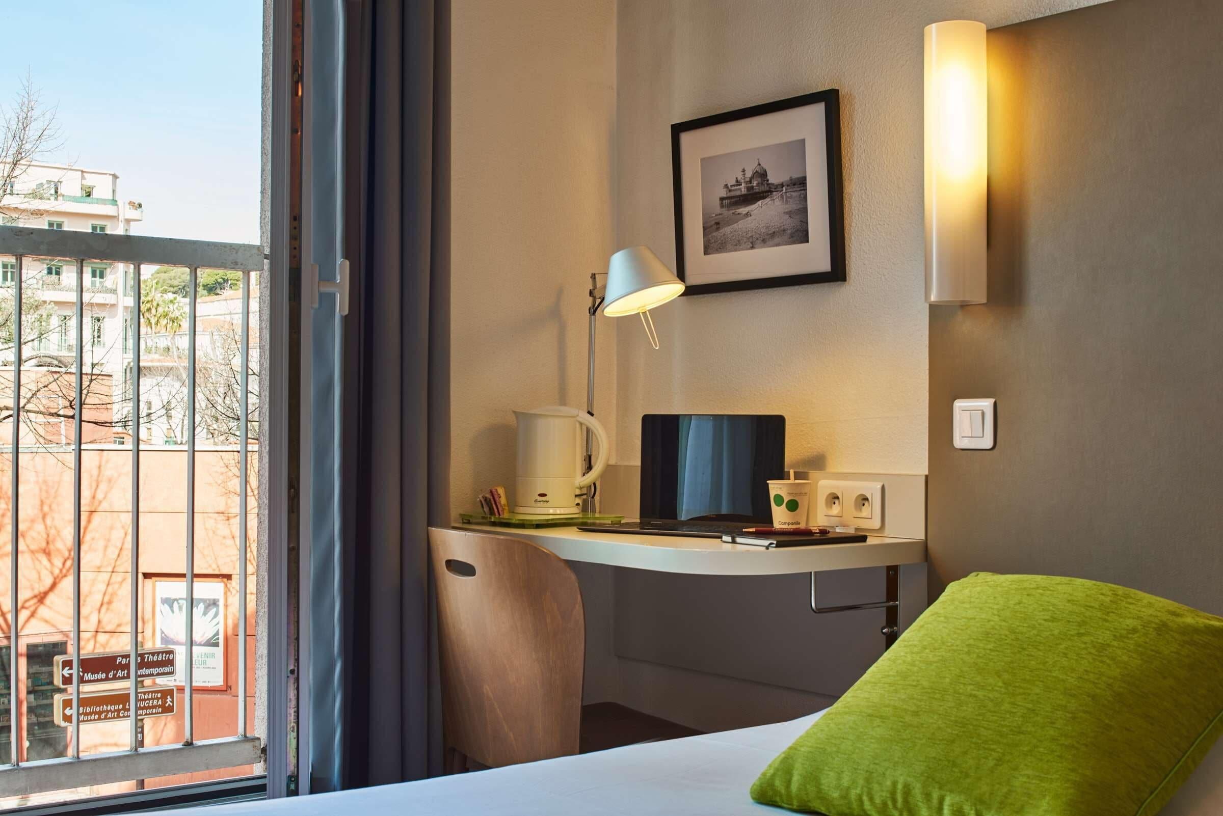 Campanile Centre Acropolis Hotel 3*