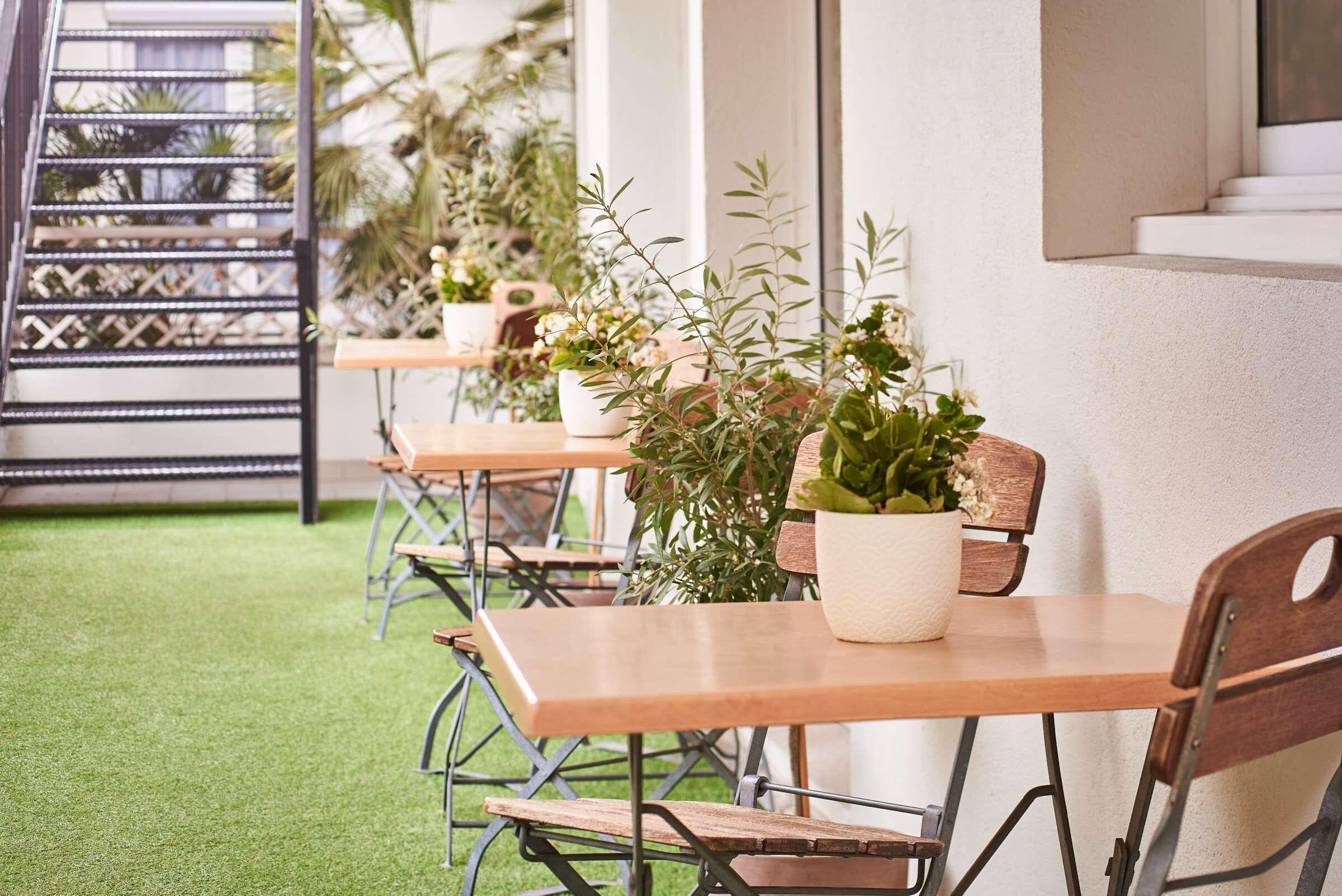 Hotel Campanile Centre Acropolis 3*