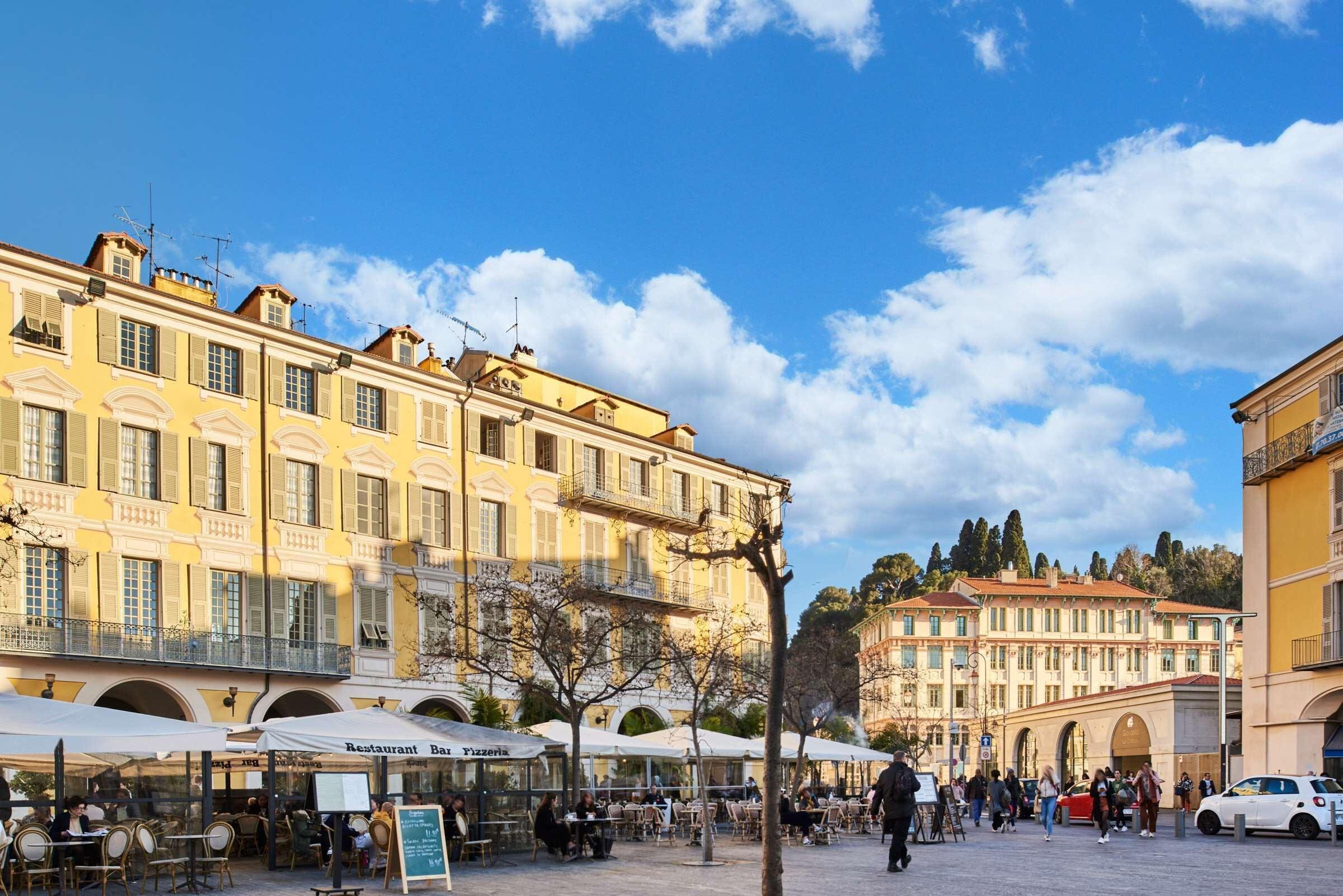 Campanile Centre Acropolis 3*