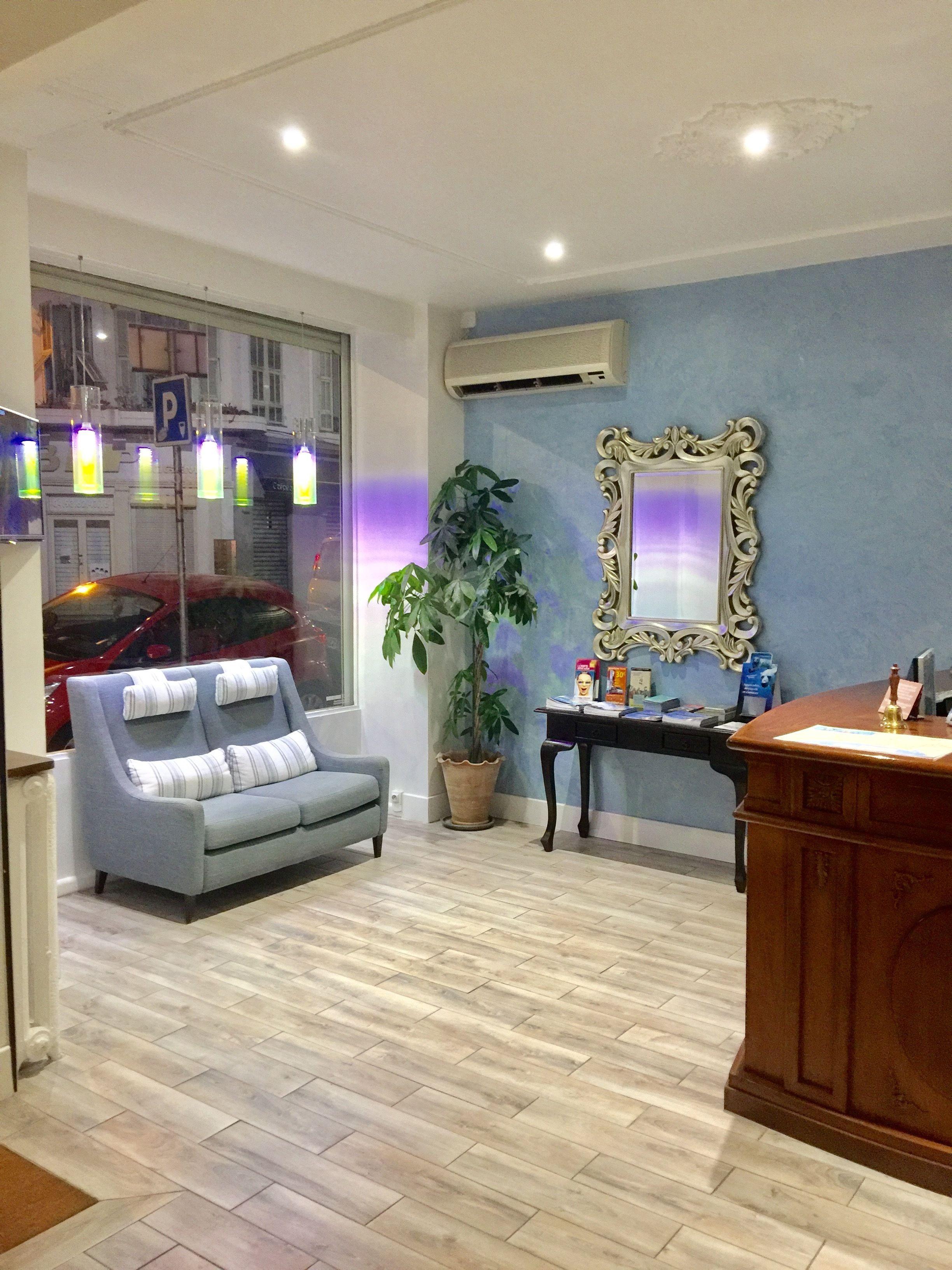 Lepante Hotel 2*