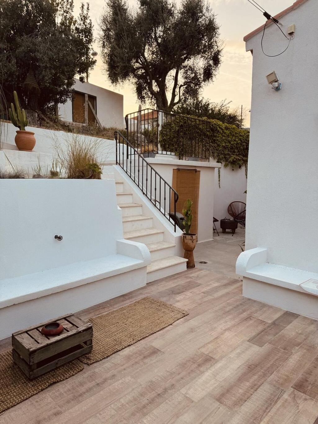 Maison Avec Vue Et Jacuzzi A 15 Mn Du Centre Villa