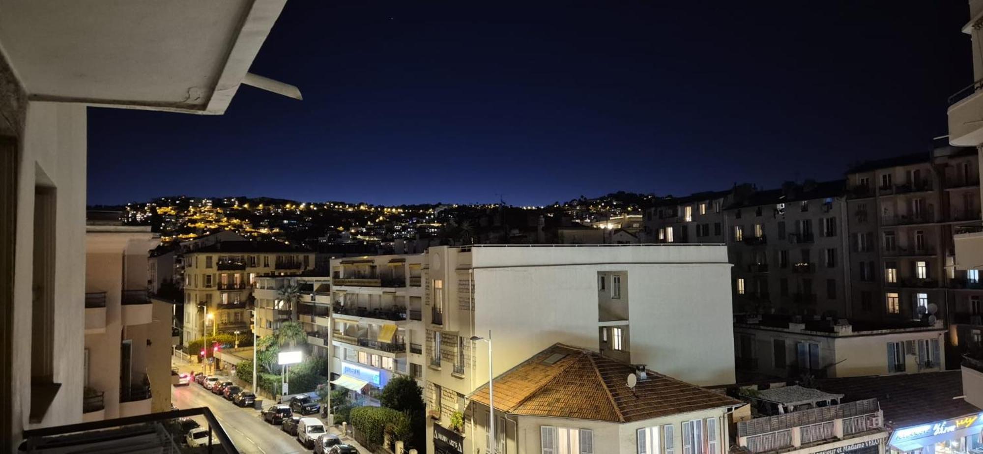 Prive Avec Salle De Bain Privative Nice