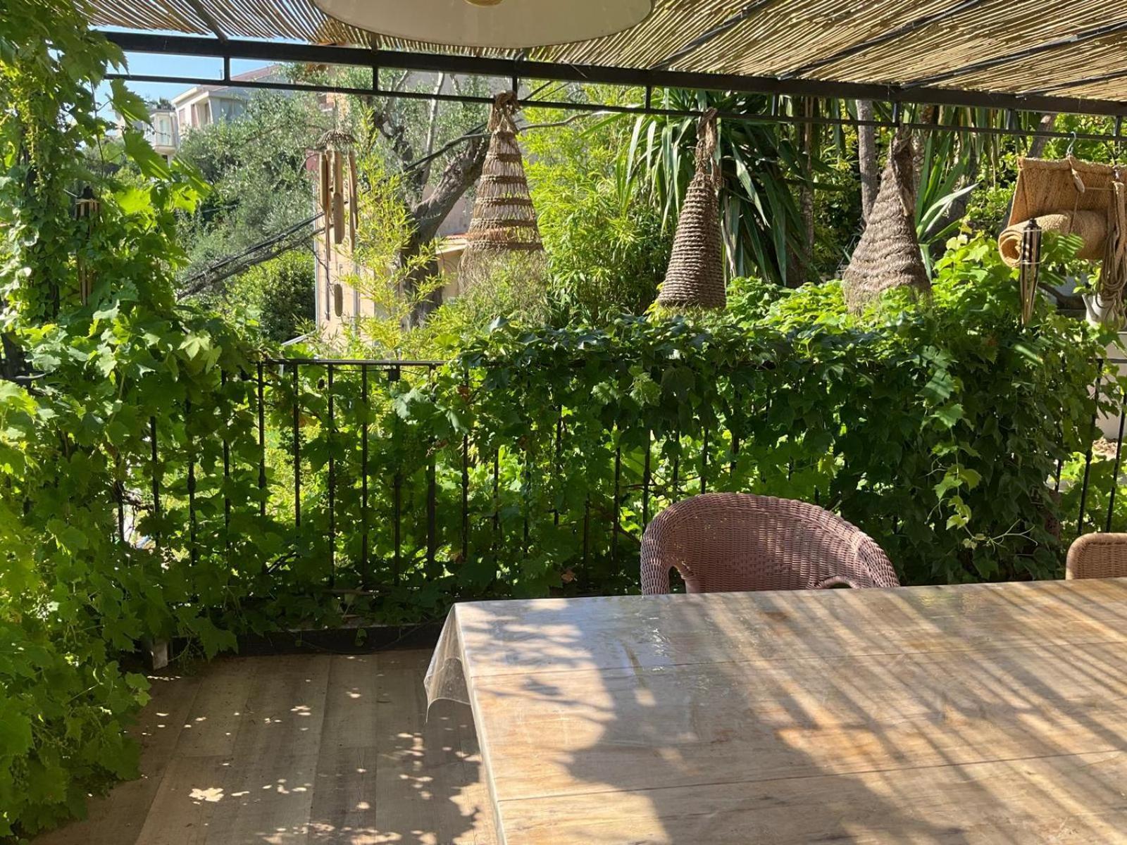 Maison Avec Vue Et Jacuzzi A 15 Mn Du Centre Villa Nice