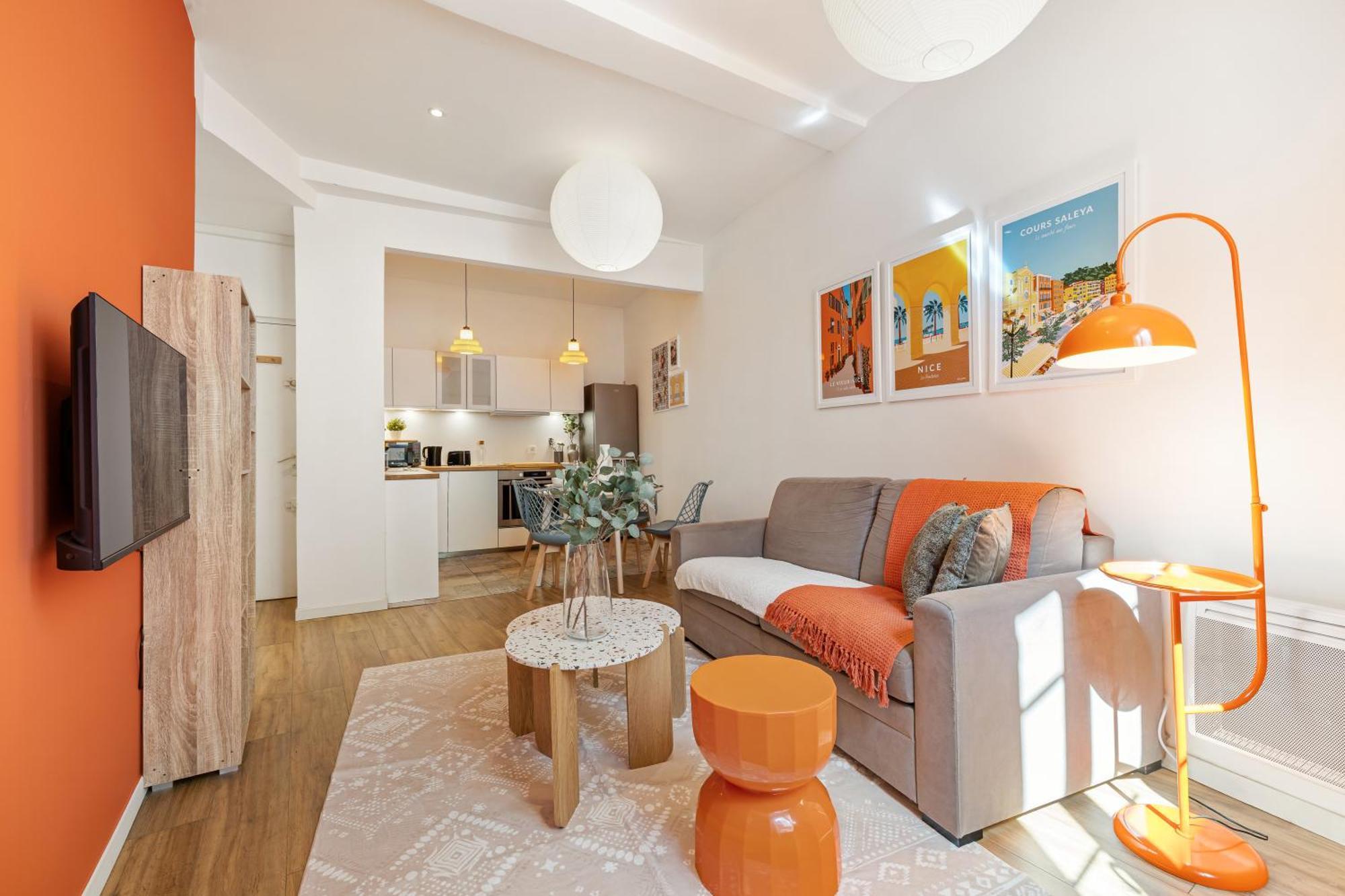 Renting - Collet - Cocoon Design Old Massena Saleya Nice