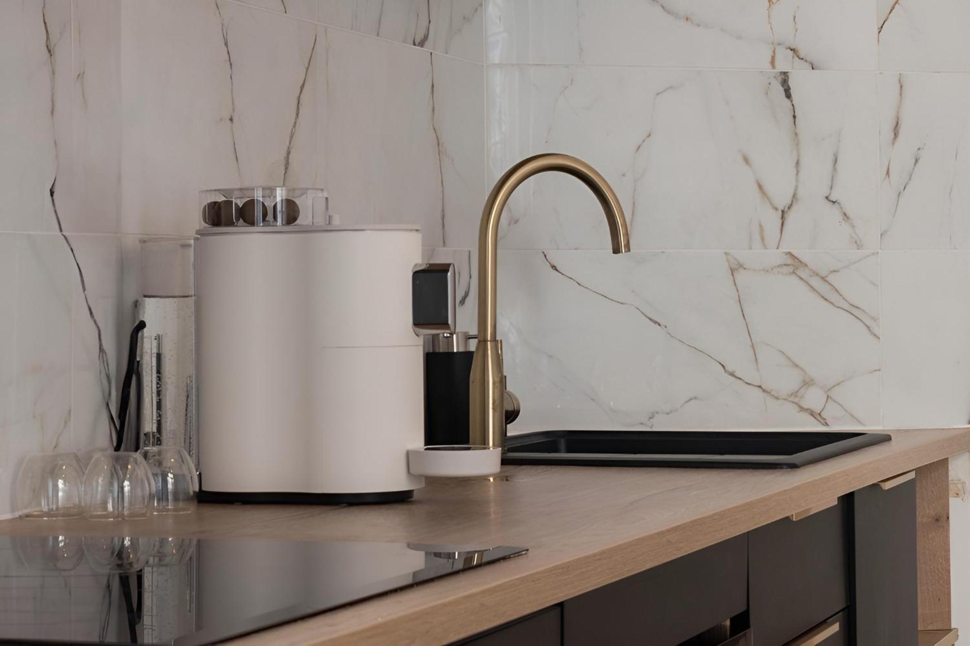 Azur Elegance Air Conditioning 8 Min Sleeps 6 Apartment *