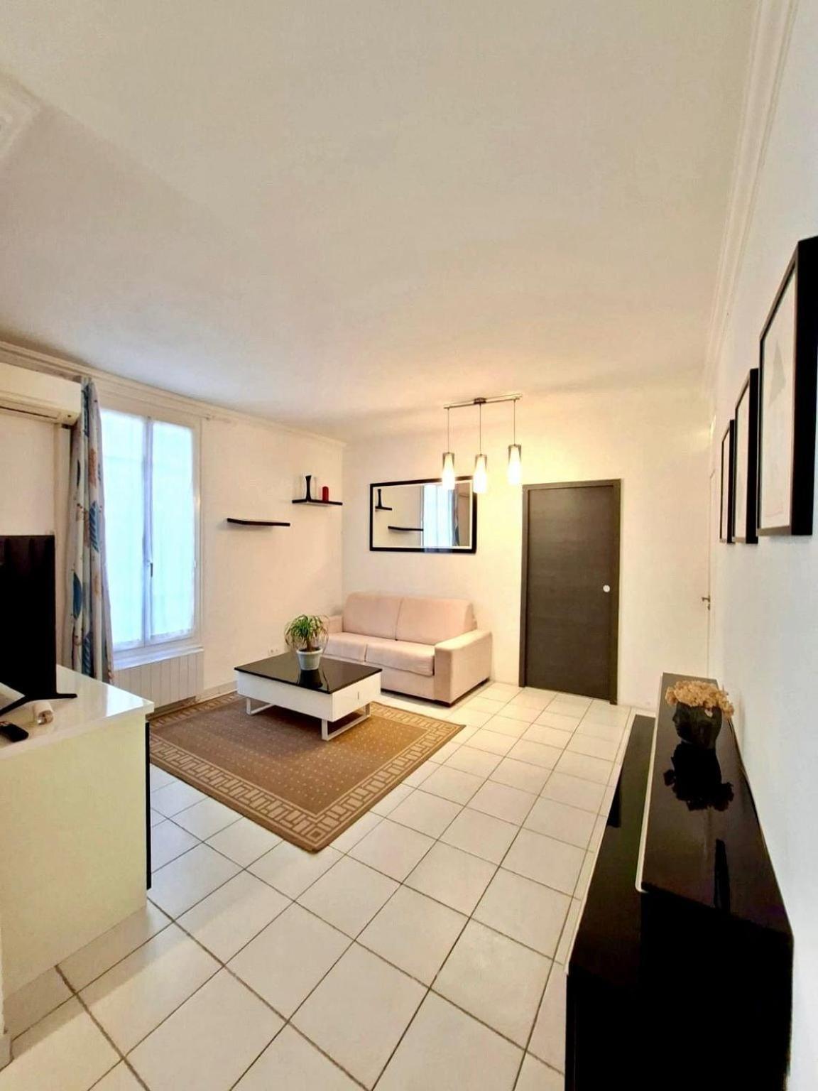 2 Pieces En Etage Au Centre-ville De Apartment Nice