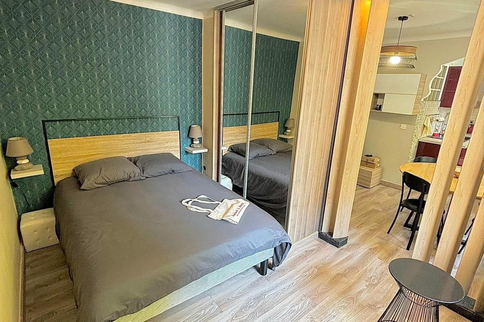 Cosy One Bedroom To Nice