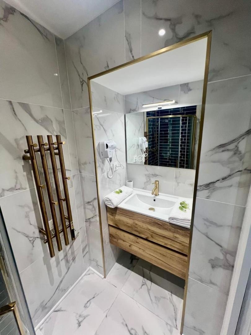 Massena 27 Apartment