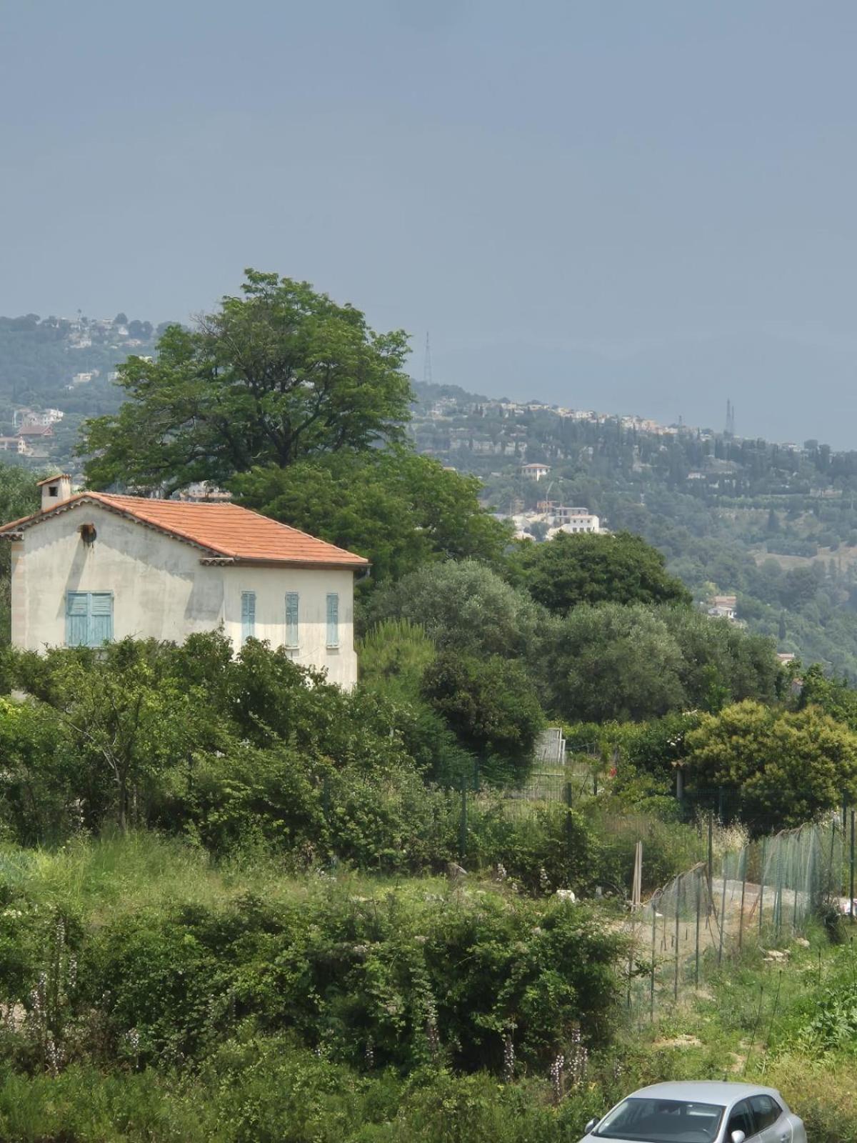 F2 Vue Et Montagne Au Calme Apartment Nice