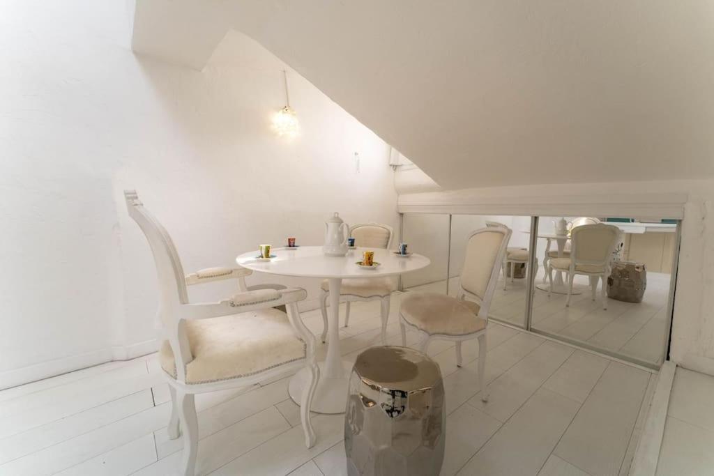 Bc Spacieux Et Atypique 2p, Vieille-ville Nice