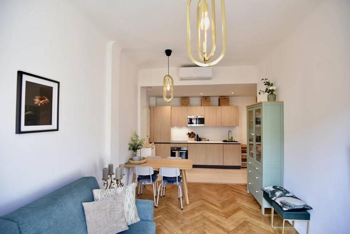 Apartment Signature The Port *