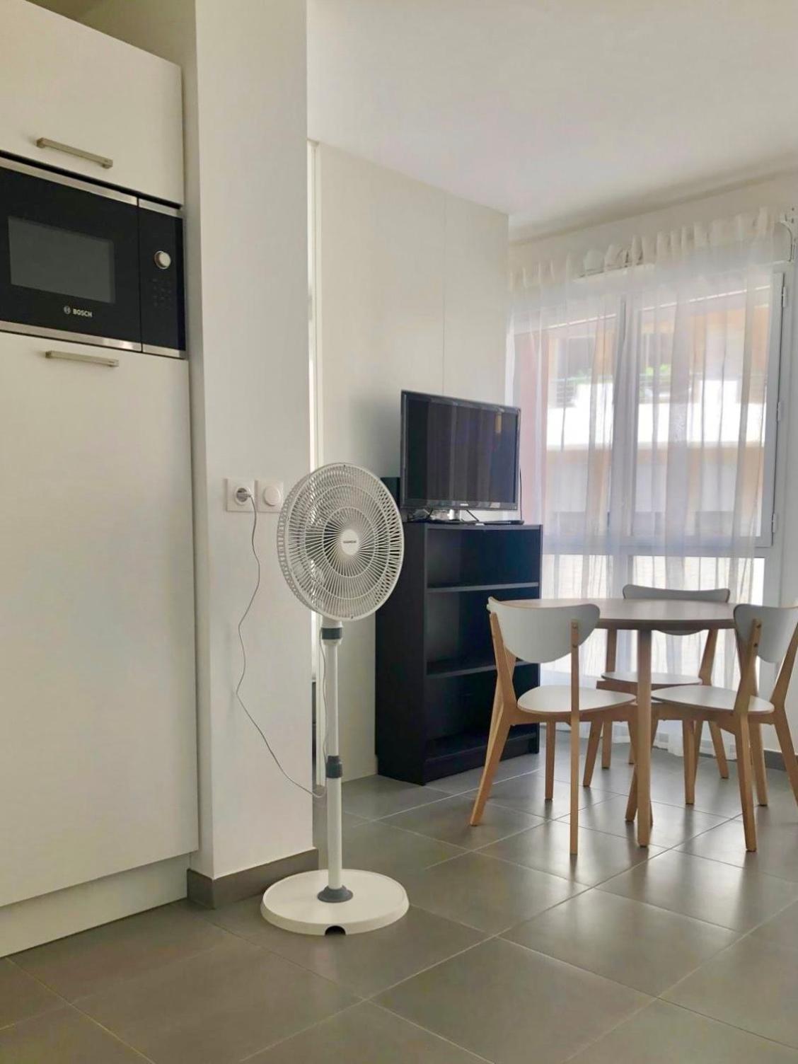 Modern By Port & Old Town Apartment Nice