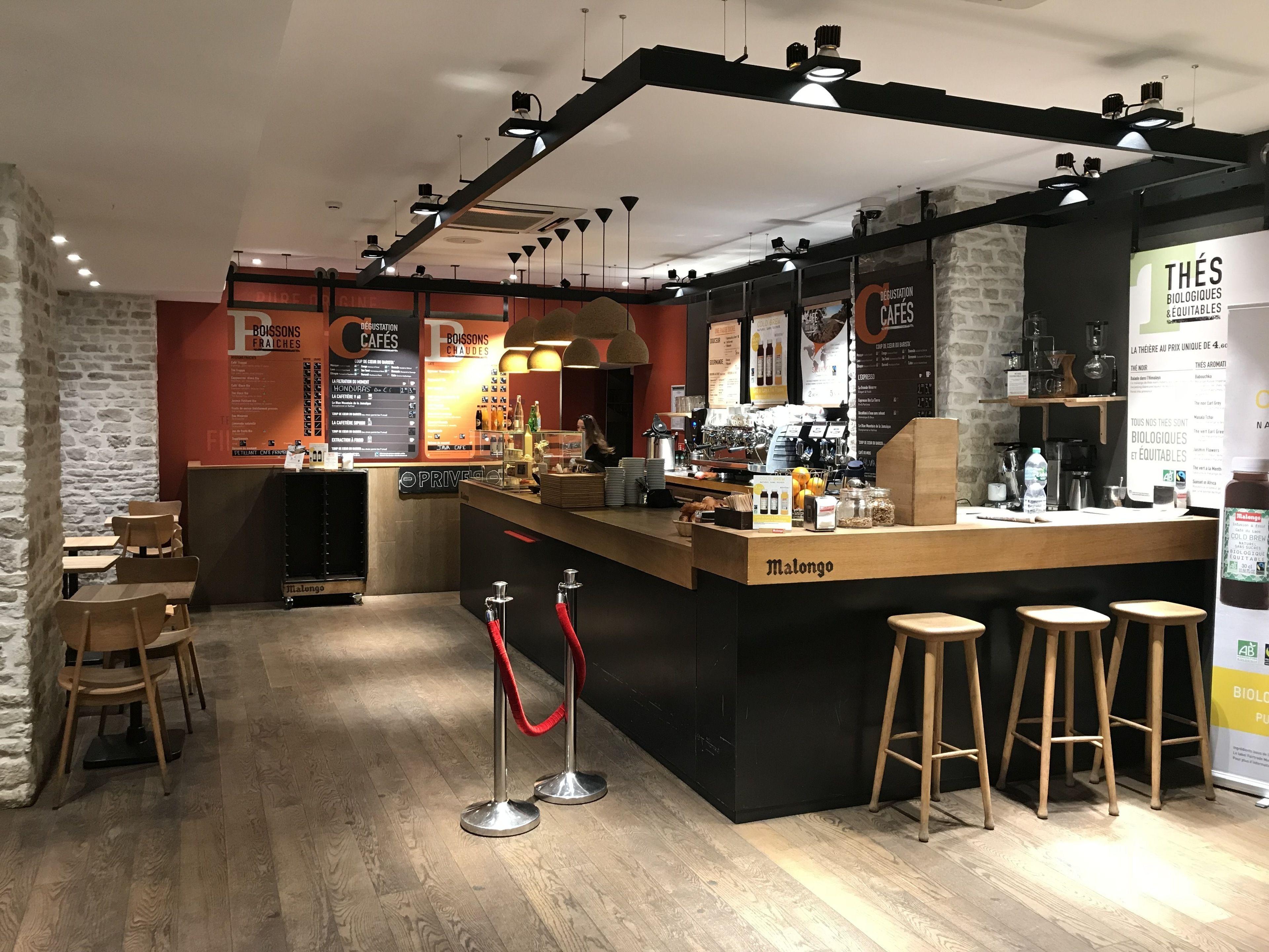 Du Centre, Un Ammi Hotel 2*