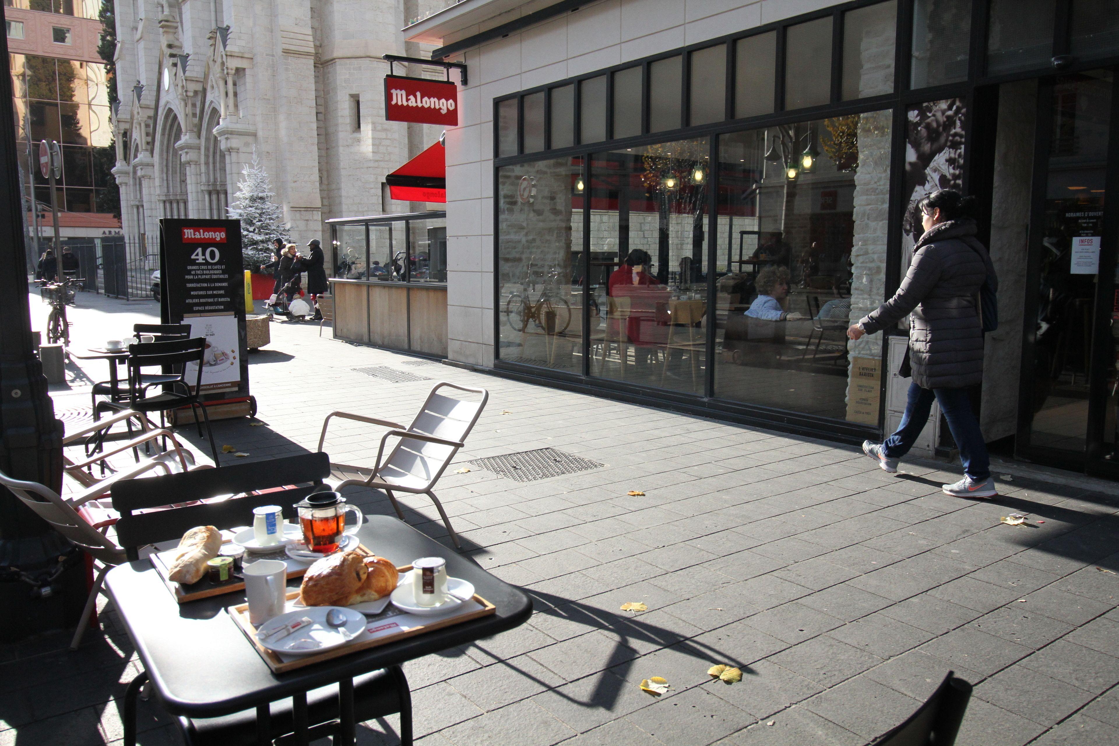 Du Centre, Un Ammi Hotel 2*