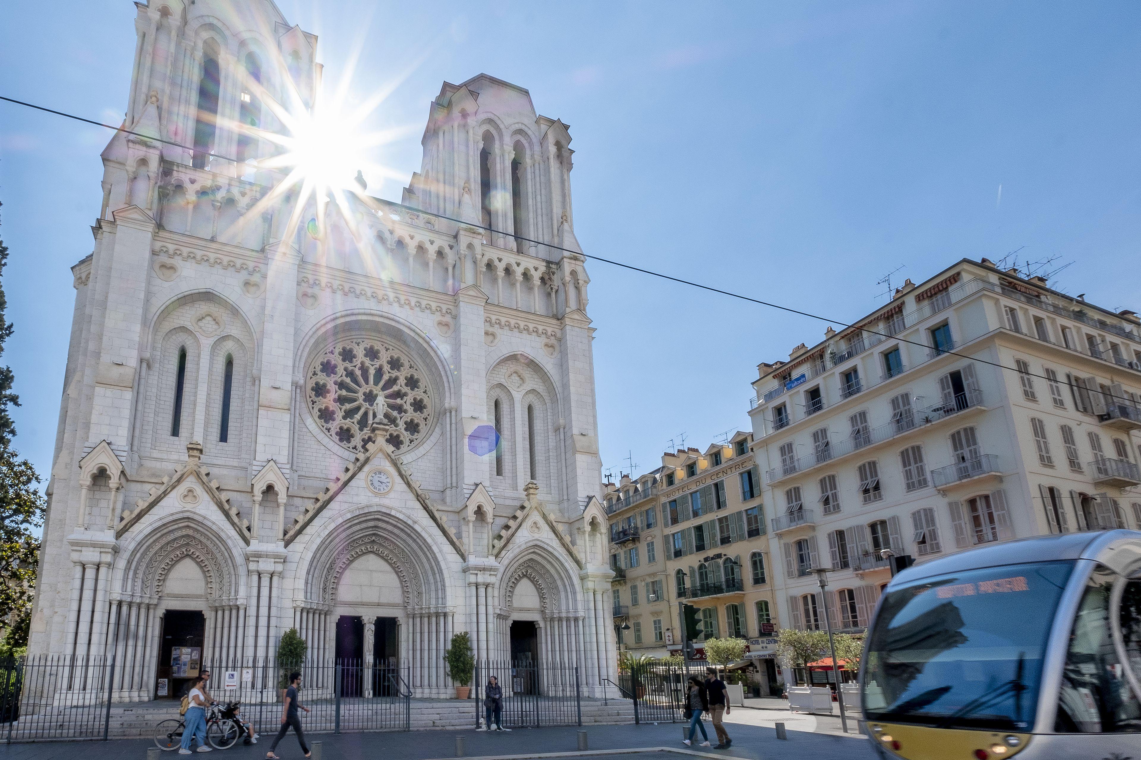 Du Centre, Un Ammi Hotel 2*