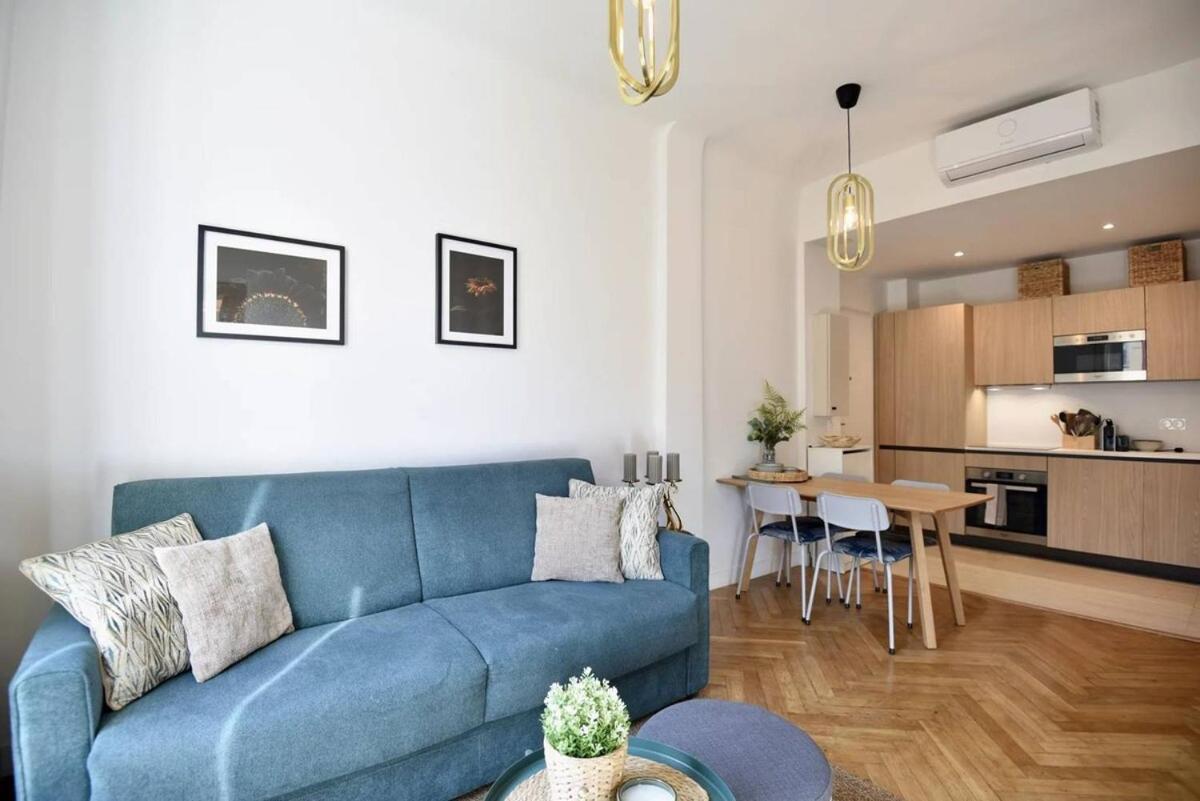 Signature The Port * Nice