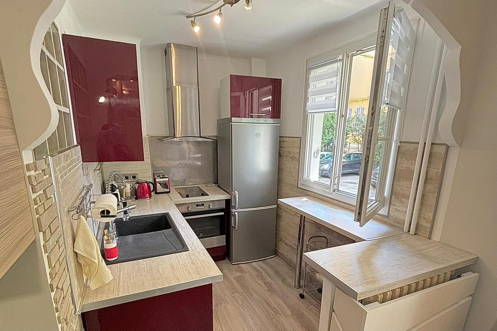 Cosy One Bedroom To * Nice