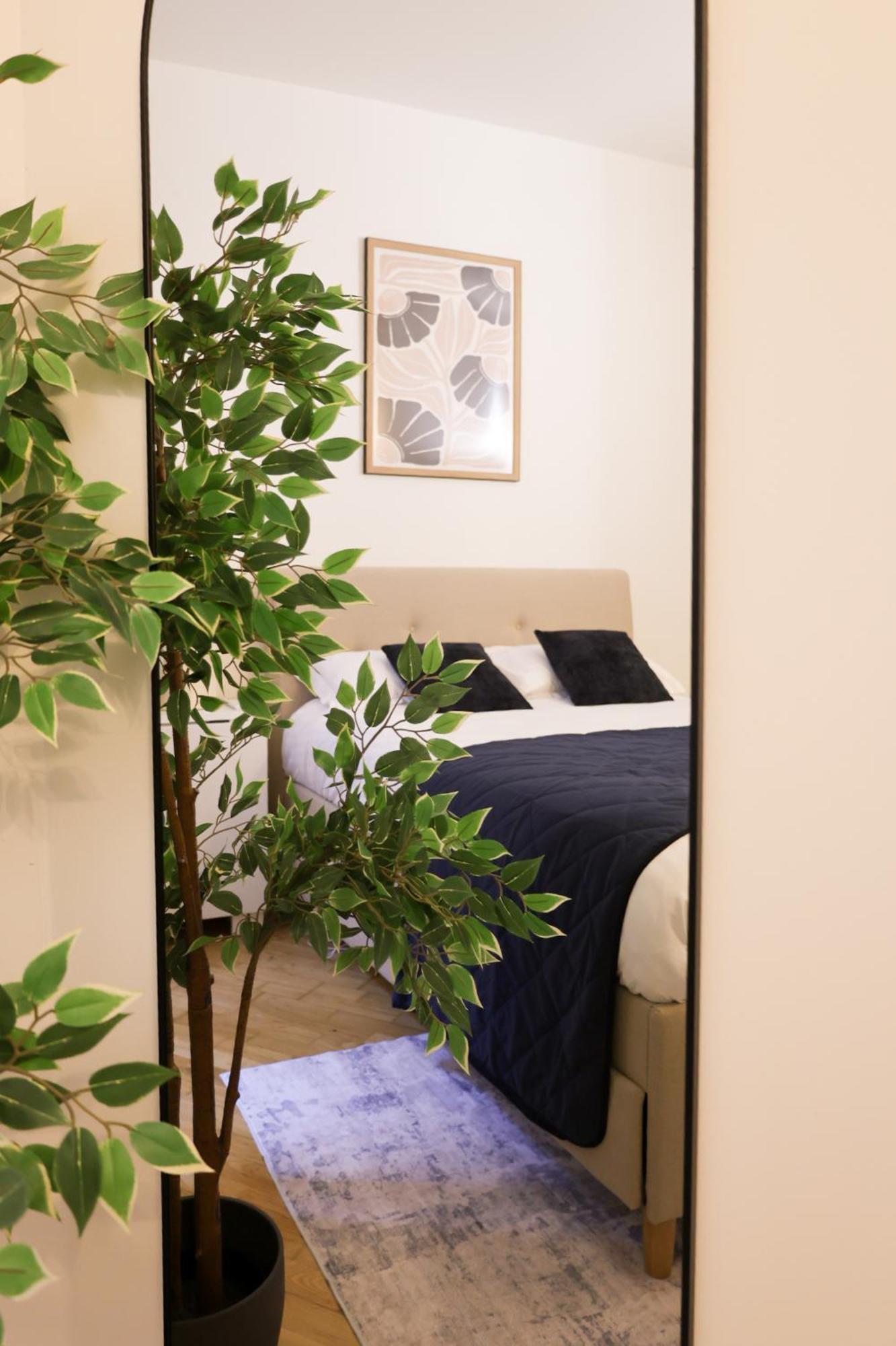 Carre D'or Massena Luxury Apartment