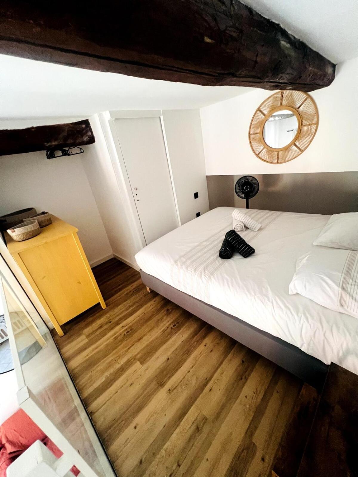 Duplex Place Massena Apartment *