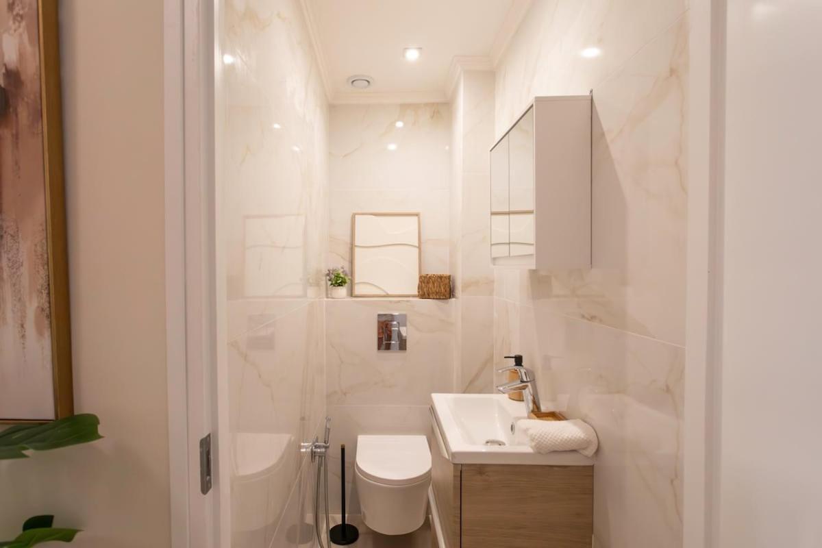 L9 Staywiz Us - 2bdr Marechal, 5 Min Sea10 Min Old Town Parking Ac