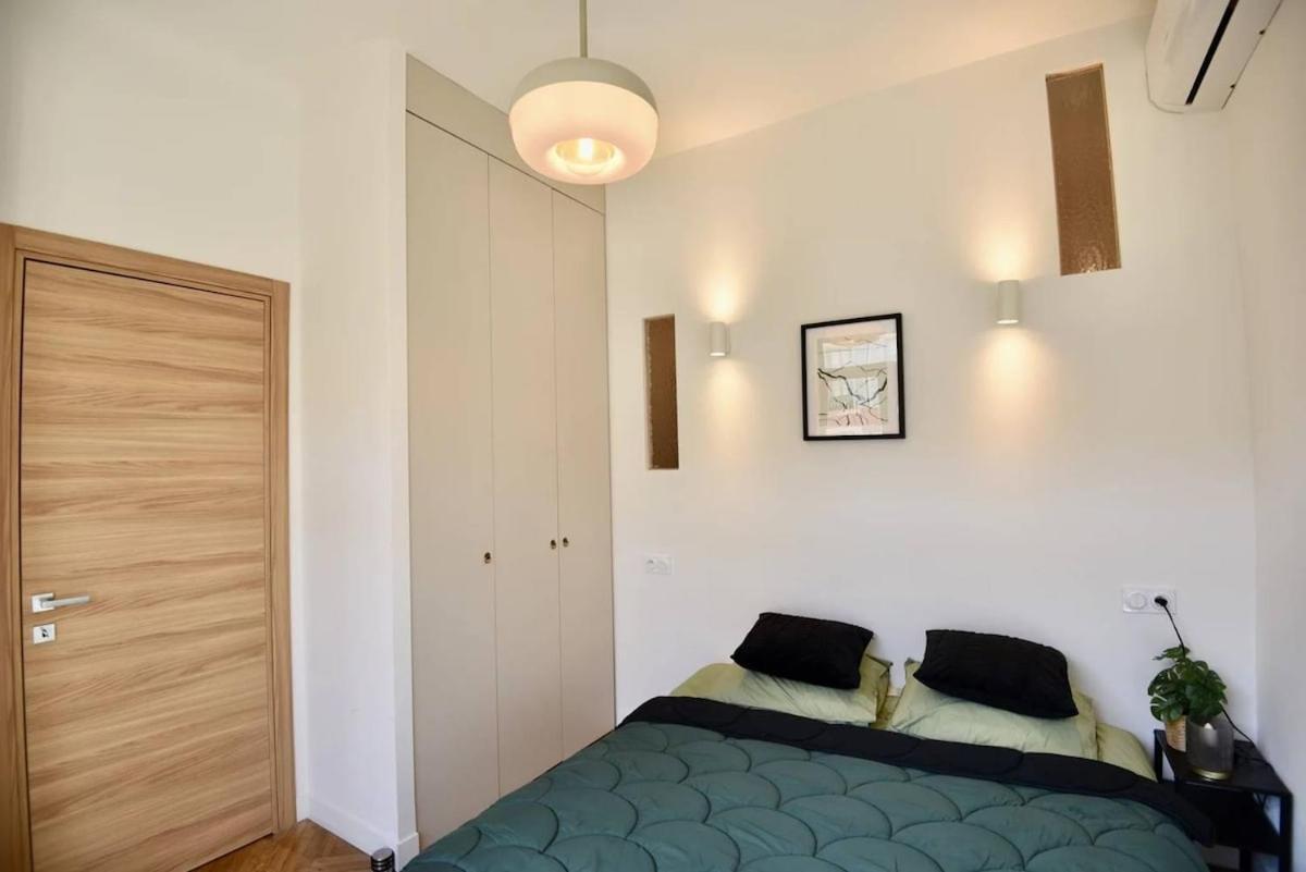 Signature The Port Apartment