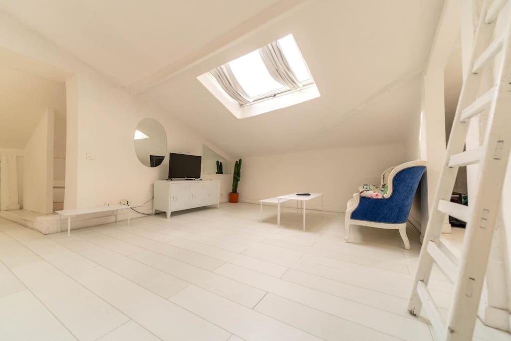 Bc Spacieux Et Atypique 2p, Vieille-ville