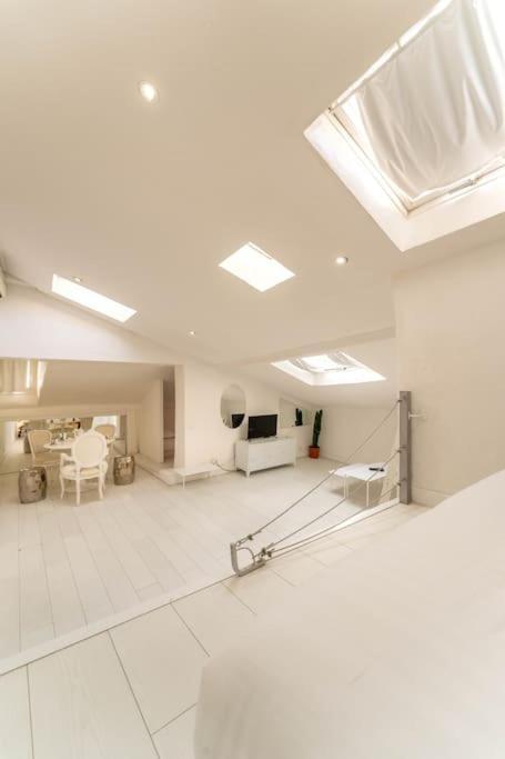 Bc Spacieux Et Atypique 2p, Vieille-ville Apartment