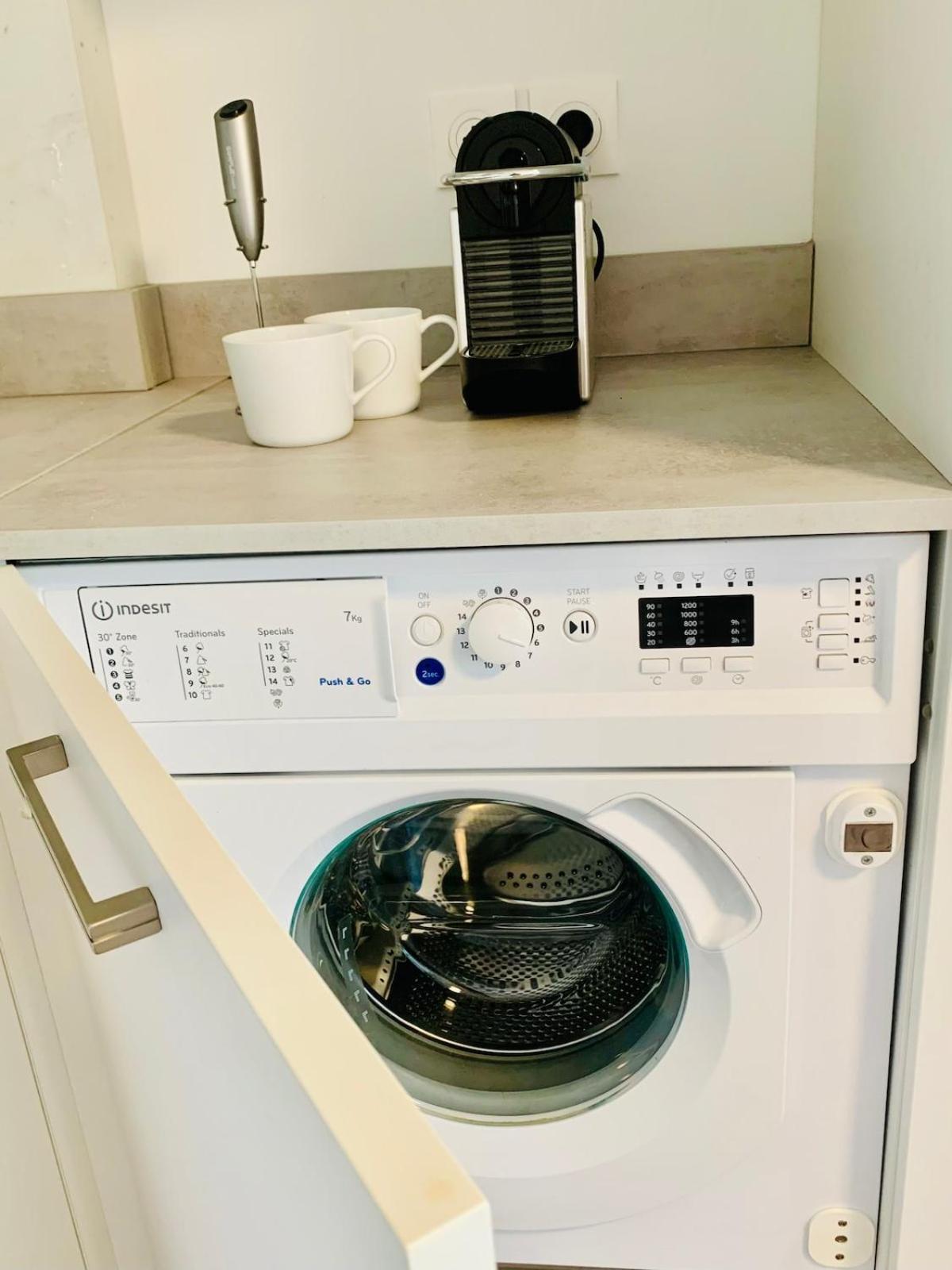 Modern By Port & Old Town Apartment Nice