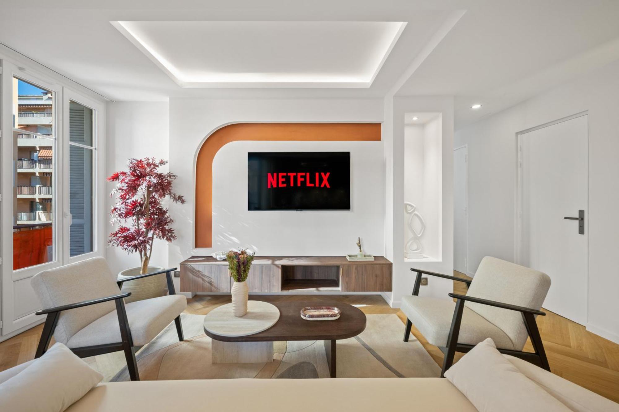 Luxueux, Spacieux Dans Le Quartier Du Port Apartment