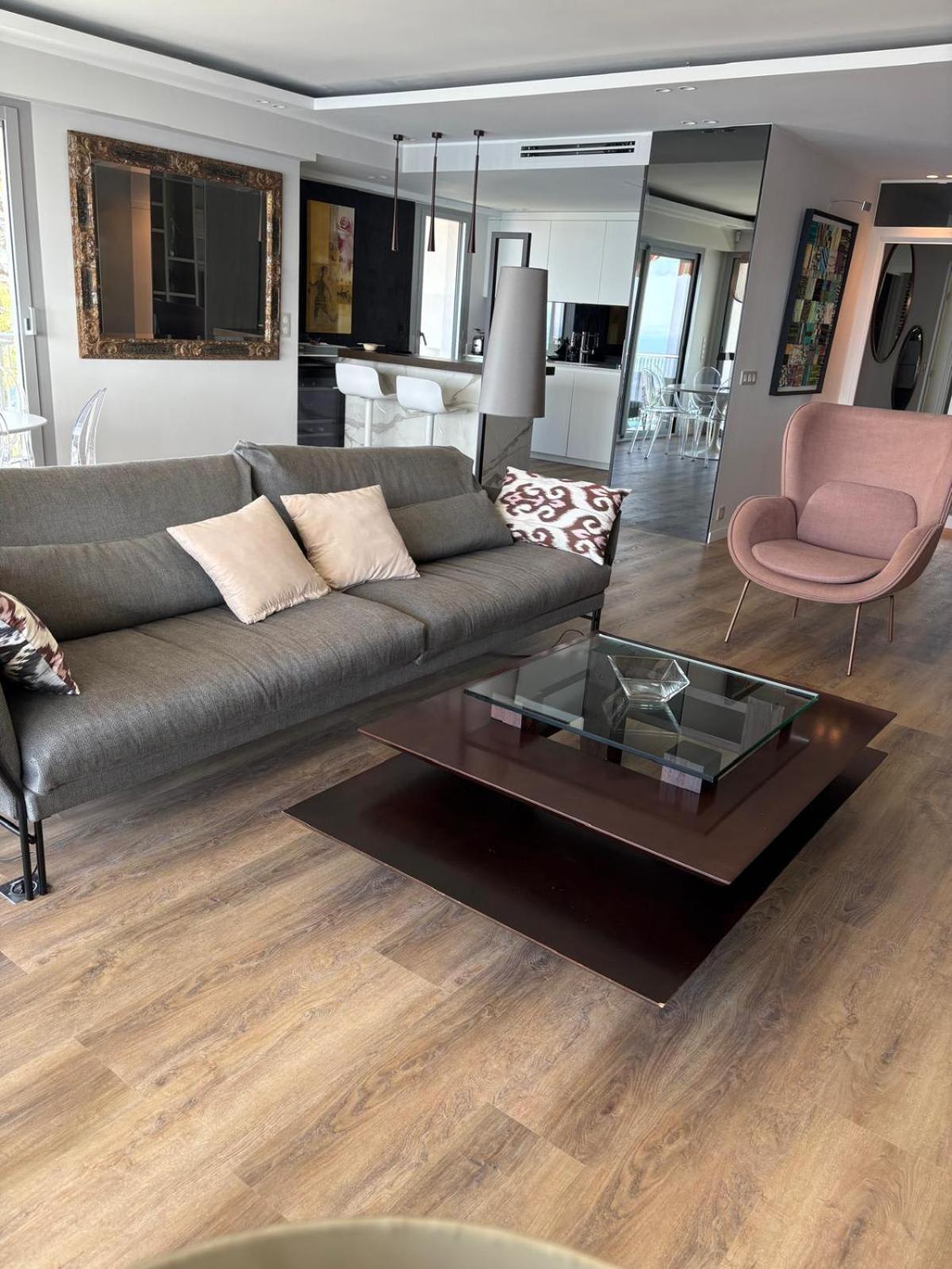 Superb With Exceptional Sea View *