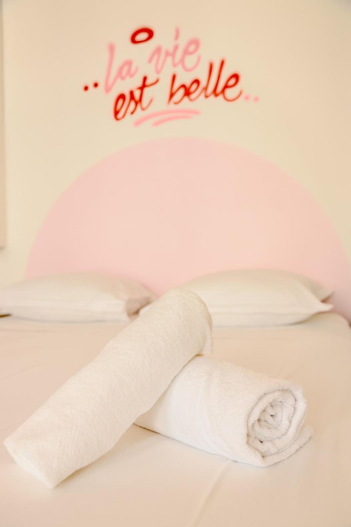 Apartment Pop Art Au Centre De Et Proche De La