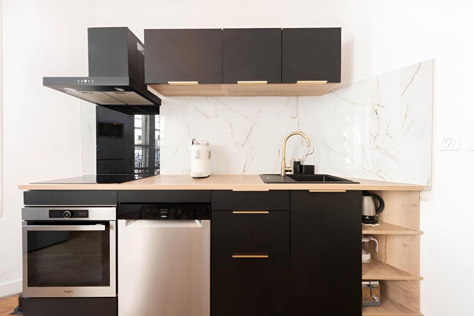 Azur Elegance Air Conditioning 8 Min Sleeps 6 Apartment Nice